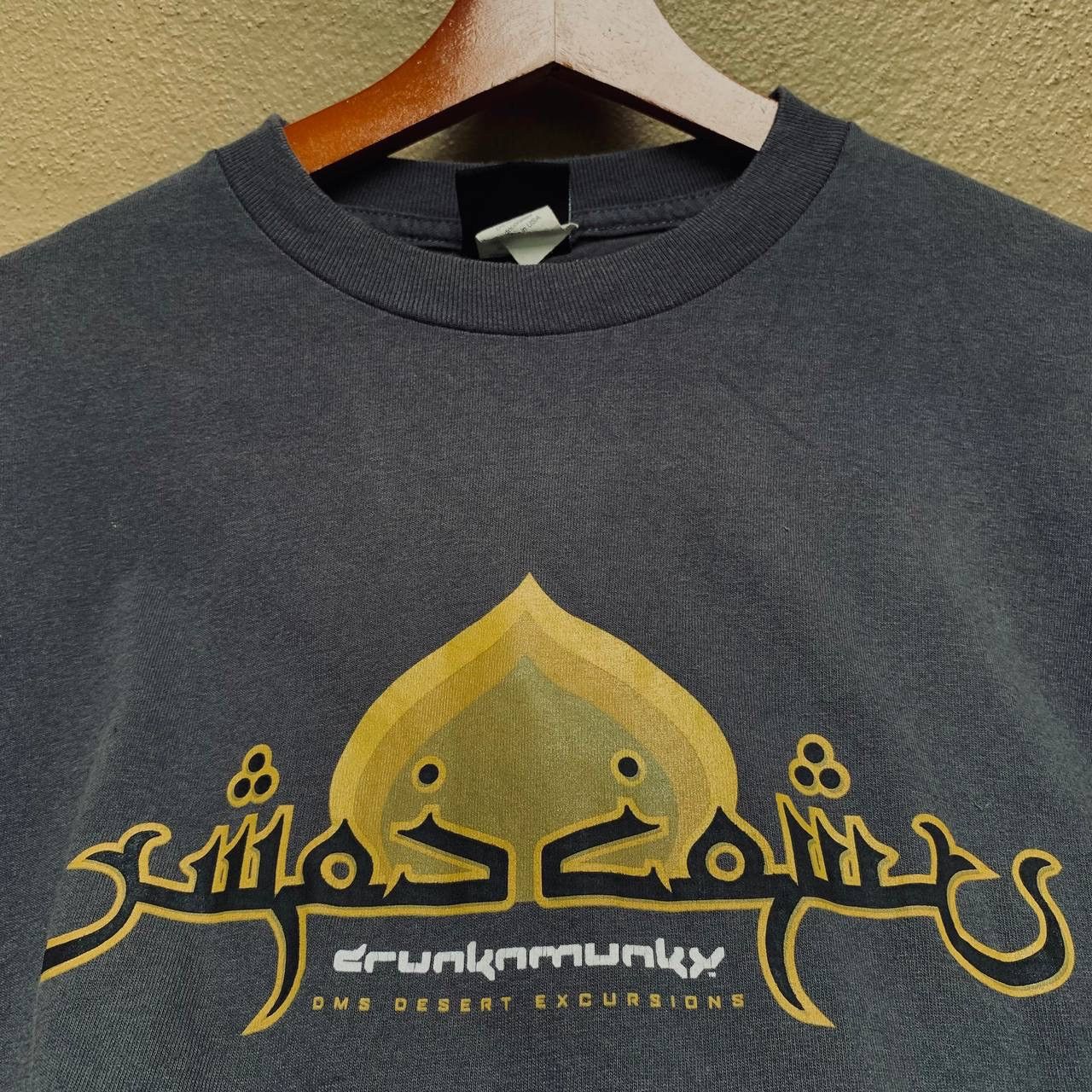 DrunknMunky Rare Vintage Drunknmunky Streetwear Arabic Tees JNCO Stussy Size US S / EU 44-46 / 1 - 3 Thumbnail