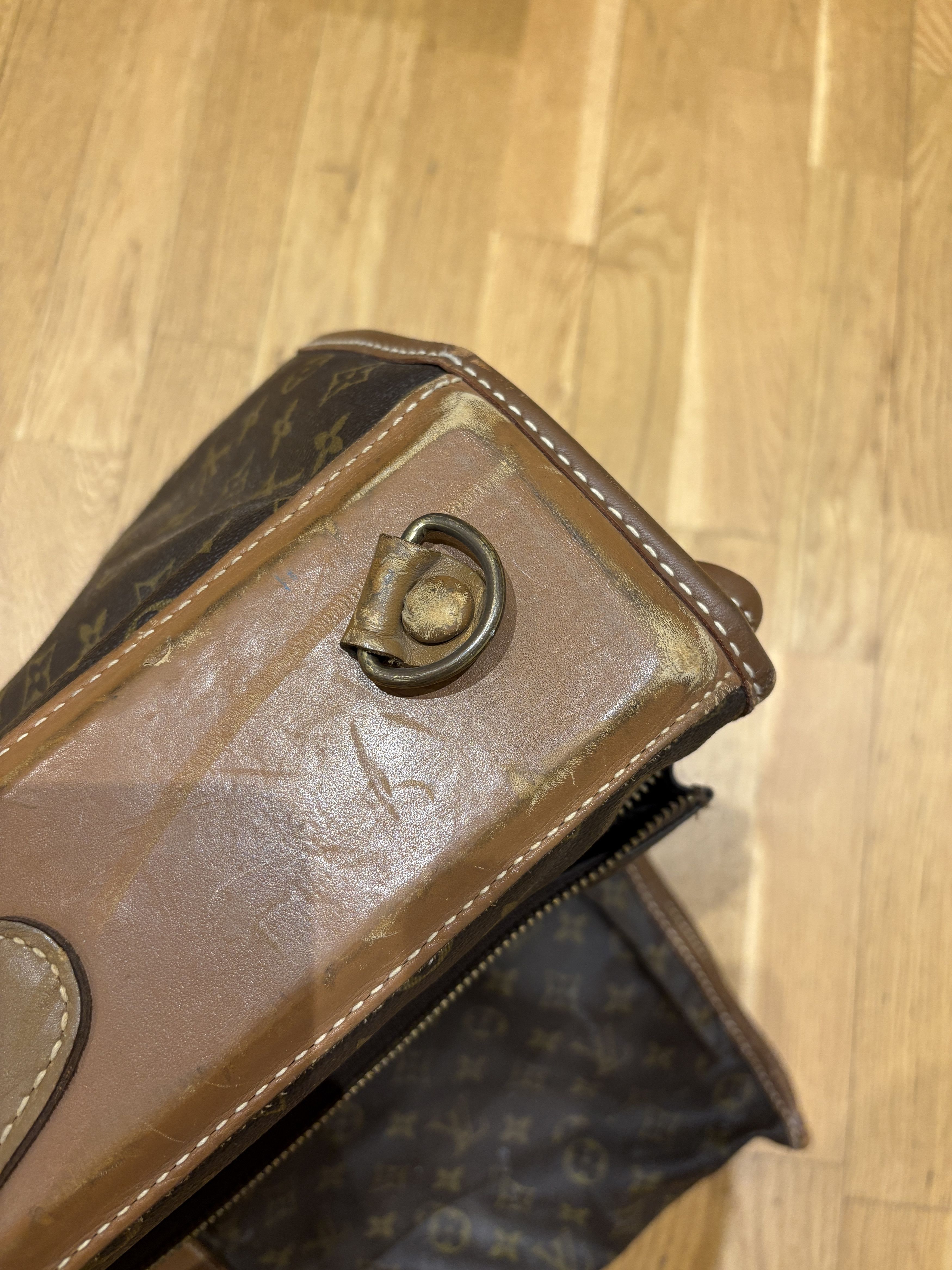Louis Vuitton VINTAGE 1970S LOUIS VUITTON LEATHER GARMENT BAG Size ONE SIZE - 6 Thumbnail