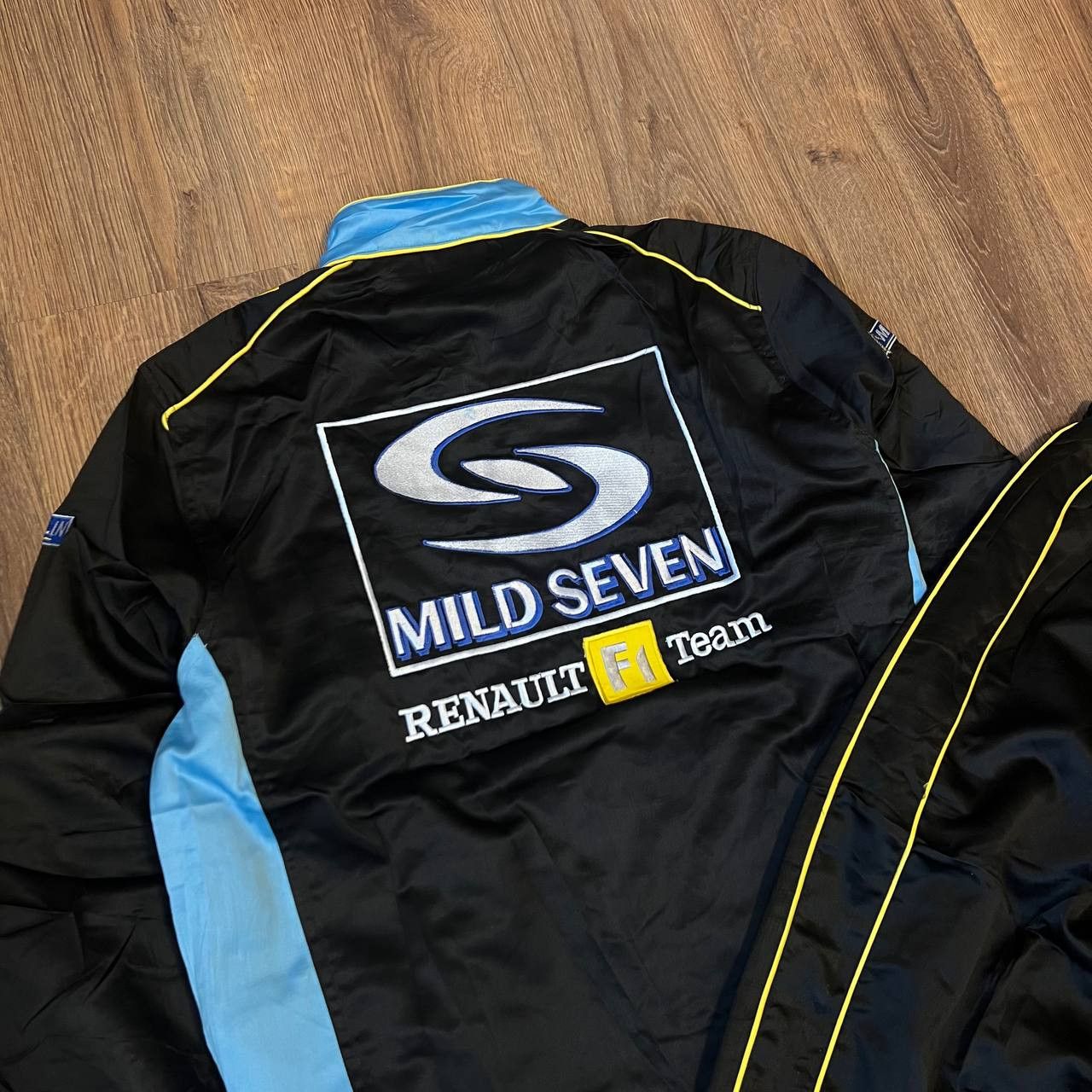 Formula 1 Vintage Renault F1 Team Racing Black Track Suit Size US M / EU 48-50 / 2 - 6 Thumbnail