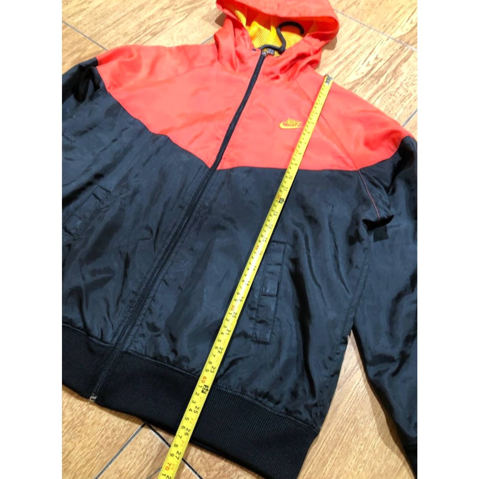 Nike Windrunner Jacket M Mens Windbreaker Nylon Multicolor Logo 