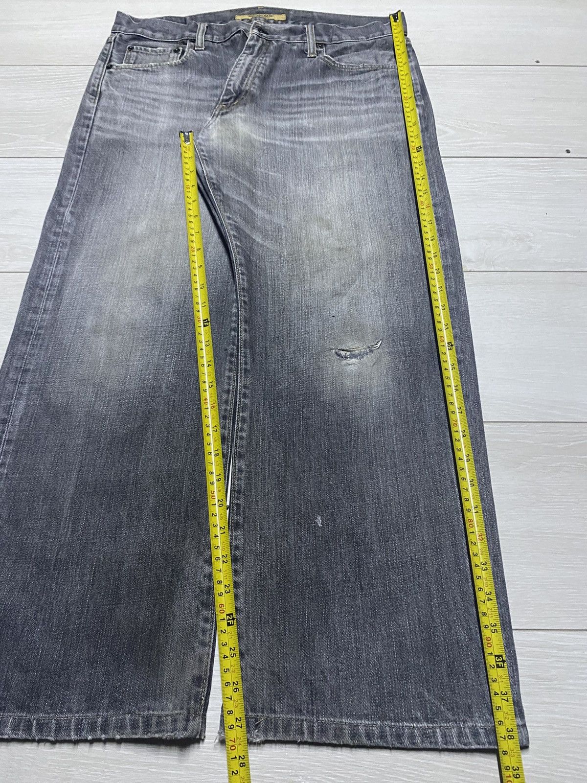 Undercover × Uniqlo Vintage Uniqlo S-003 Faded Grey Denim Distressed Baggy Jeans Size US 35 - 15 Thumbnail