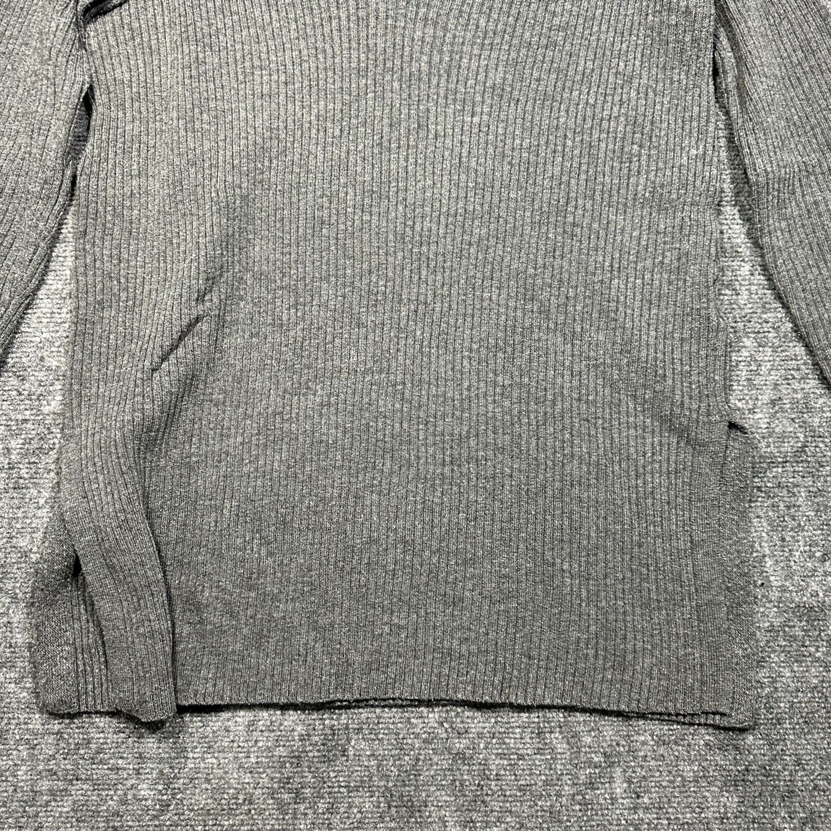 Anthropologie VINTAGE Anthropologie Ett Twa Sweater Womens Small Gray Cable Knit V Neck Split Hem Size S / US 4 / IT 40 - 3 Thumbnail