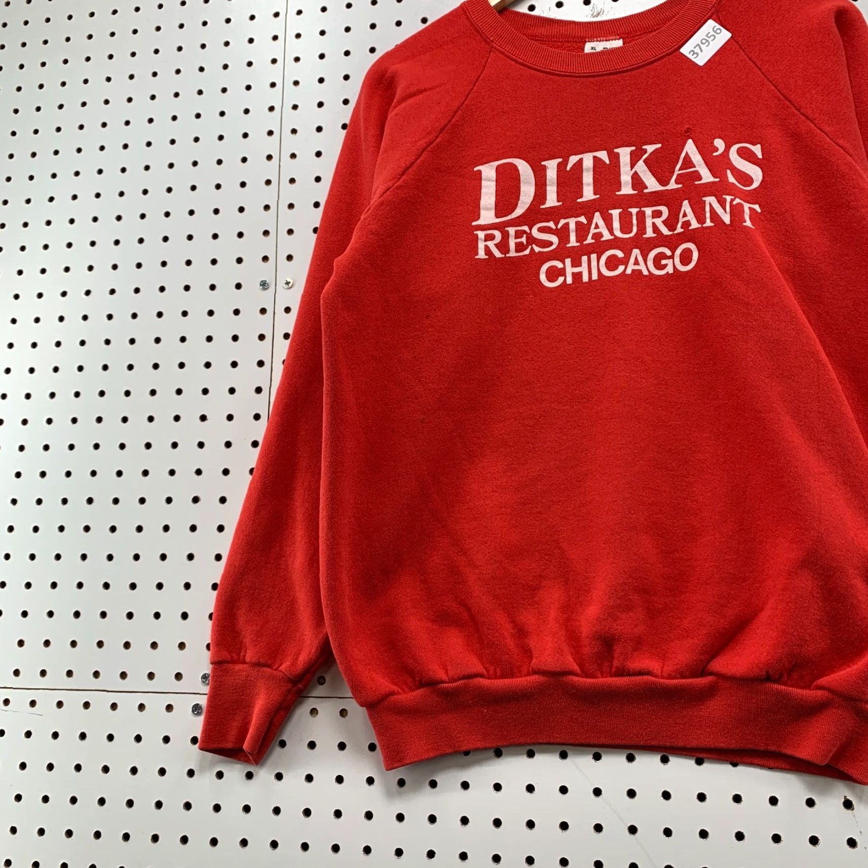 Fruit Of The Loom VINTAGE Ditka’s Restaurant Chicago Crewneck Sweatshirt Men M Red USA 80s Graphic Print Sweatshirtpullover Size US M / EU 48-50 / 2 - 3 Thumbnail