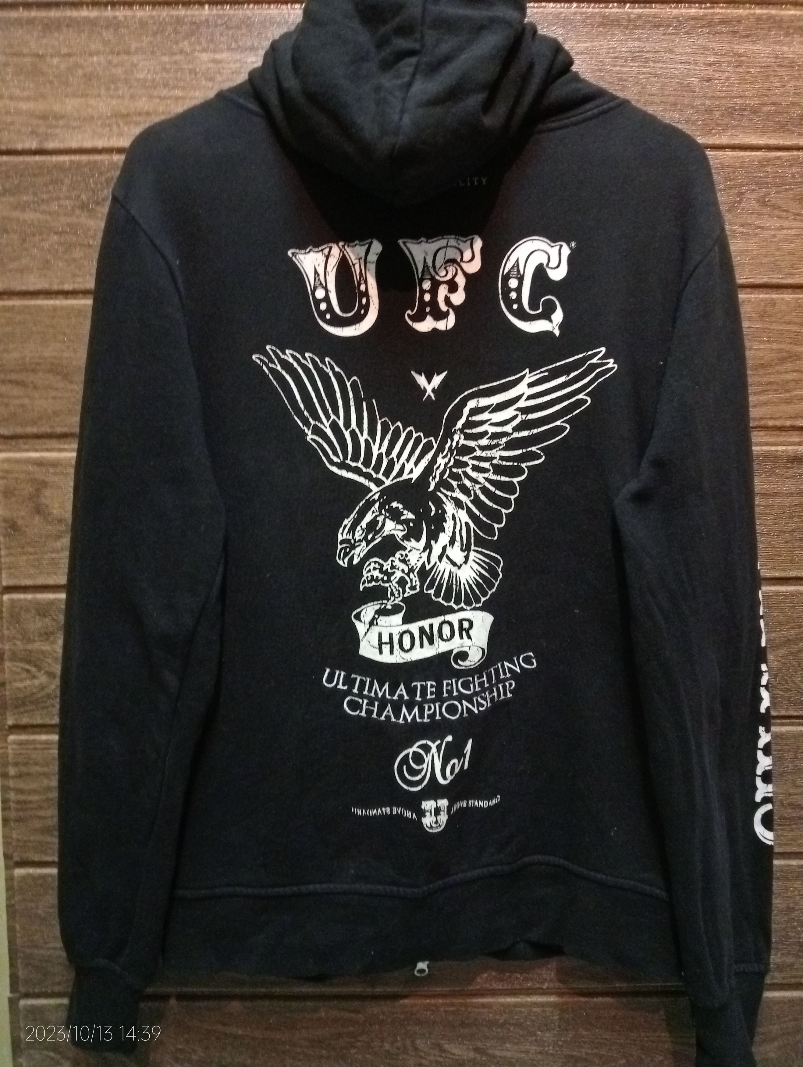 image of Tapout x Ufc Vintage Ultimate Fighting Championship Hoodie in Black, Men's (Size Medium)