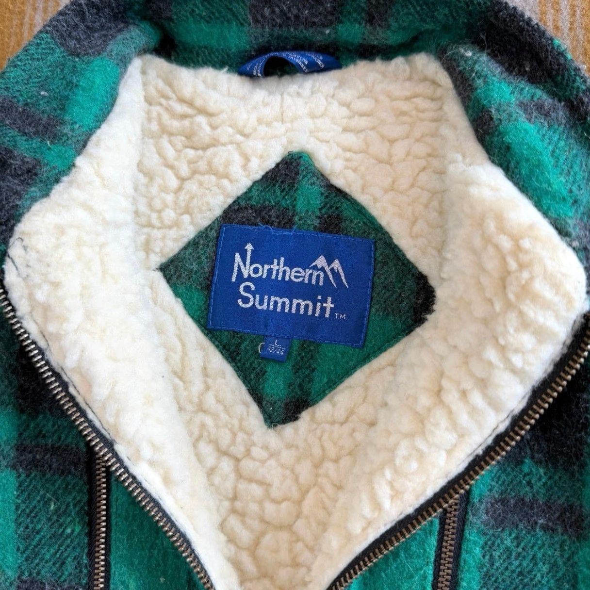 Vintage VINTAGE Northern Summit Vest Plaid Wool Lined 80s Green Size L Men Outer Sherpa Winter Size US L / EU 52-54 / 3 - 5 Thumbnail