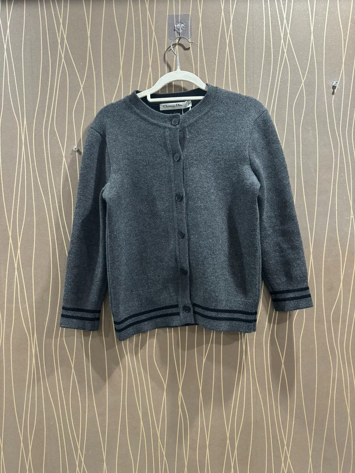 Dior Dior Gray Letter Cashmere Cardigan Size US S / EU 44-46 / 1 - 1 Thumbnail