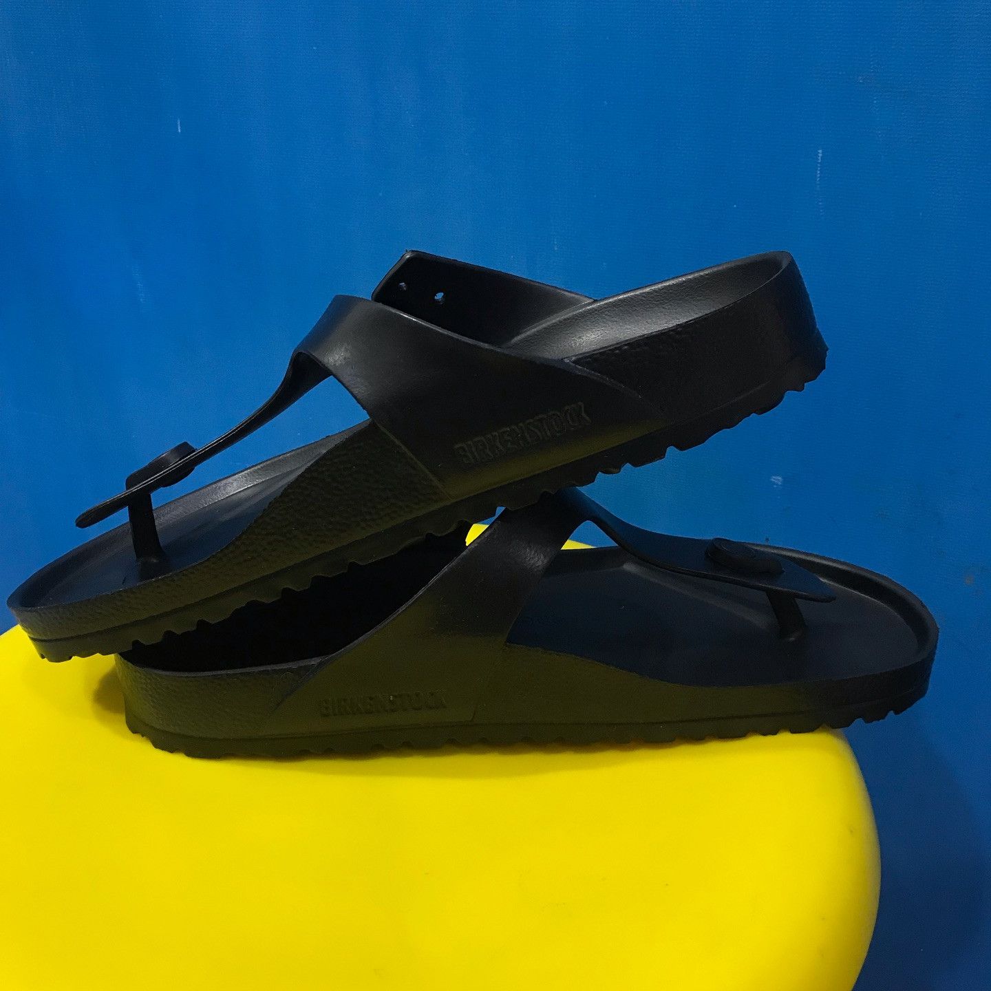 Birkenstock Birkenstock Gizeh eva Black One Strap Made in Germany Size US 9 / EU 42 - 4 Thumbnail