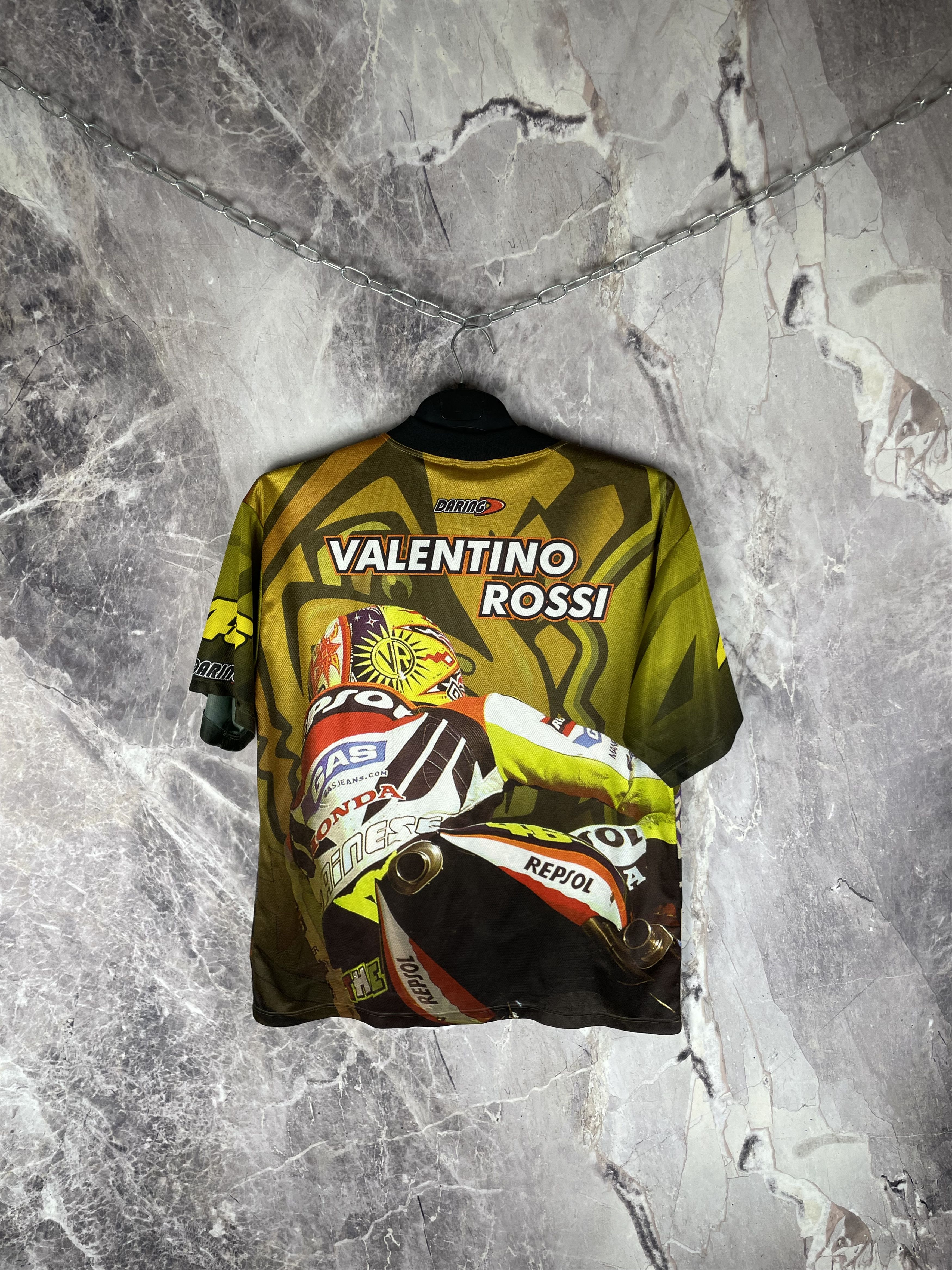 Vintage Vintage Valentino Rossi VR 46 T-Shirt Jersey Size US L / EU 52-54 / 3 - 11 Thumbnail