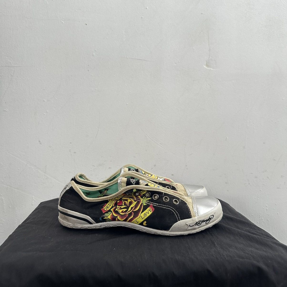 Ed Hardy VINTAGE ED HARDY 2000s LOW TOP SNEAKERS Size US 9 / IT 39 - 1 Thumbnail