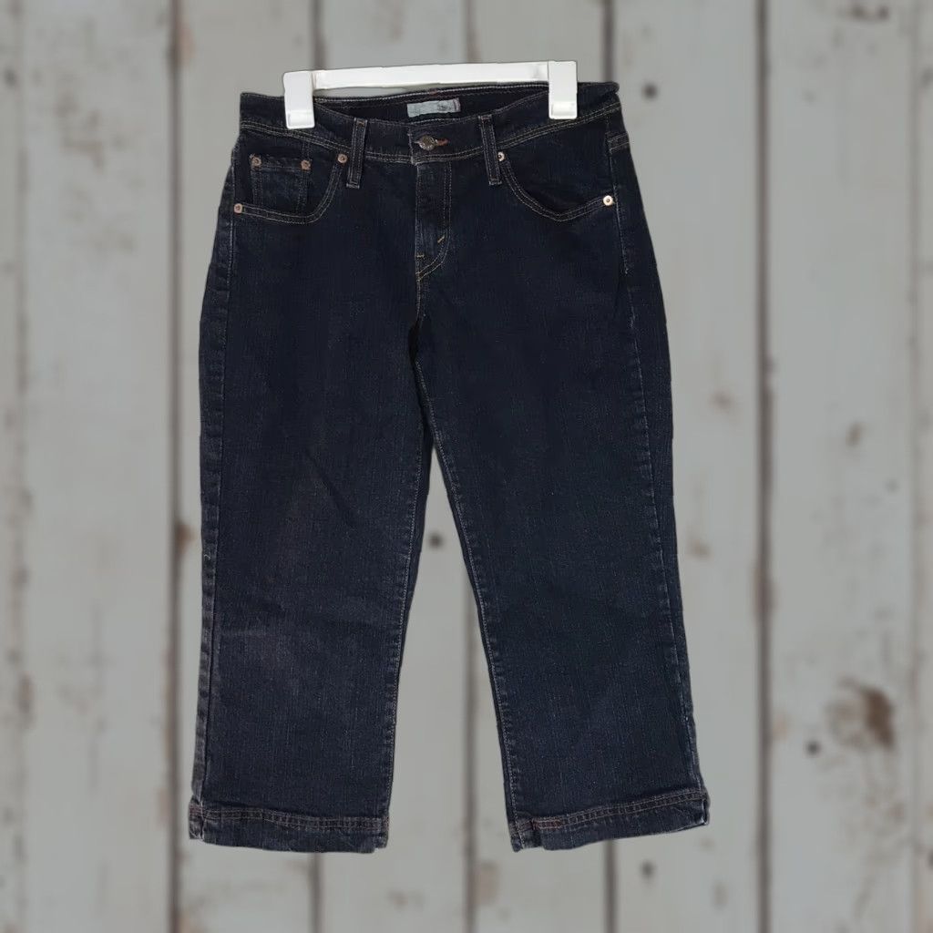 Levi's Levi's 529 Curvy Capris Jeans Womens Size 8 Dark Wash Blue Lightweight Pockets Comfort Size ONE SIZE - 1 Thumbnail