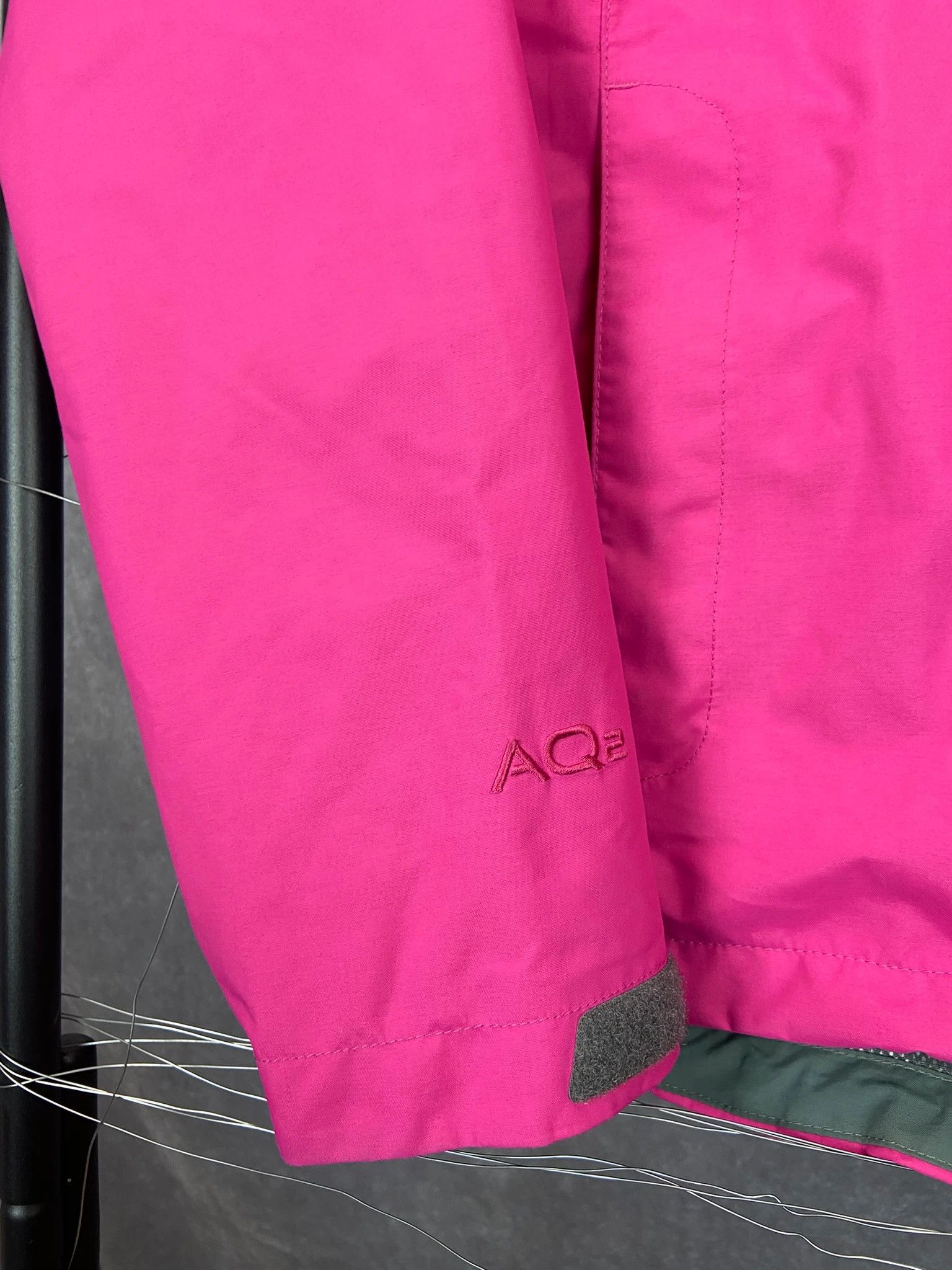 Berghaus Berghaus Pink AQA2 Waterproof Jacket S Size S / US 4 / IT 40 - 3 Thumbnail