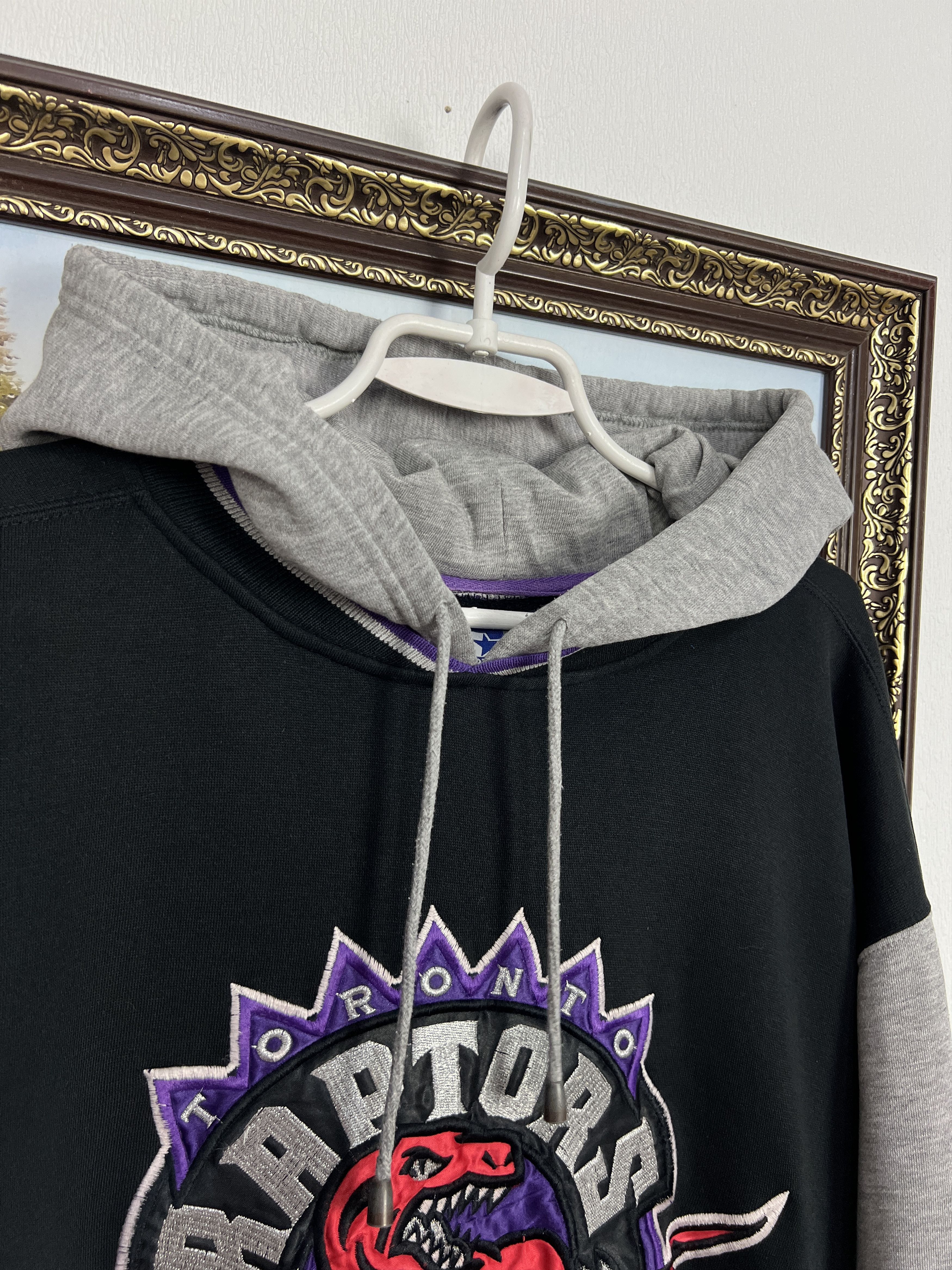 Starter Vintage 90's Toronto Raptors NBA Hoodie Jacket Big Logo Size US XL / EU 56 / 4 - 5 Thumbnail