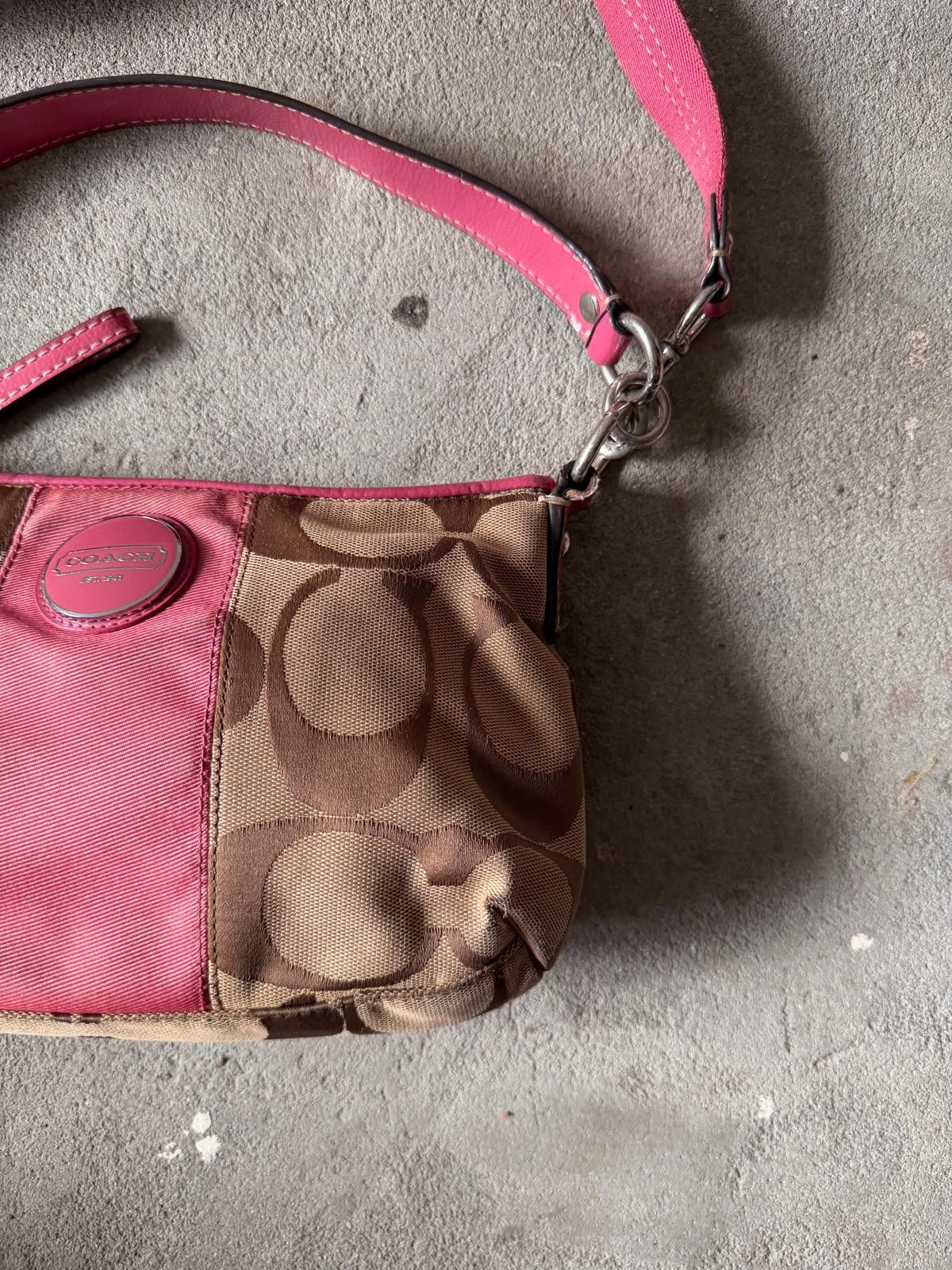 Coach Coach 2Way Signature Stripe Shoulder Bag Beige/Pink Size ONE SIZE - 4 Thumbnail