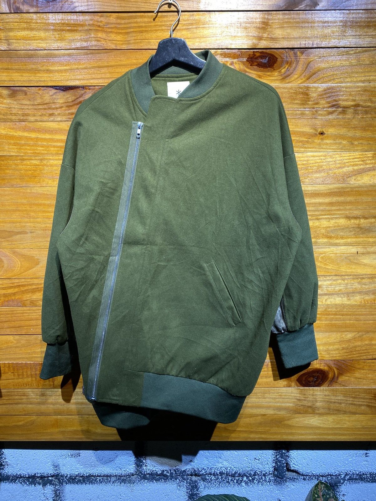 Japanese Brand Bittoko Olive Green Bomber Jacket Unisex Vintage Streetwear Size US L / EU 52-54 / 3 - 7 Thumbnail