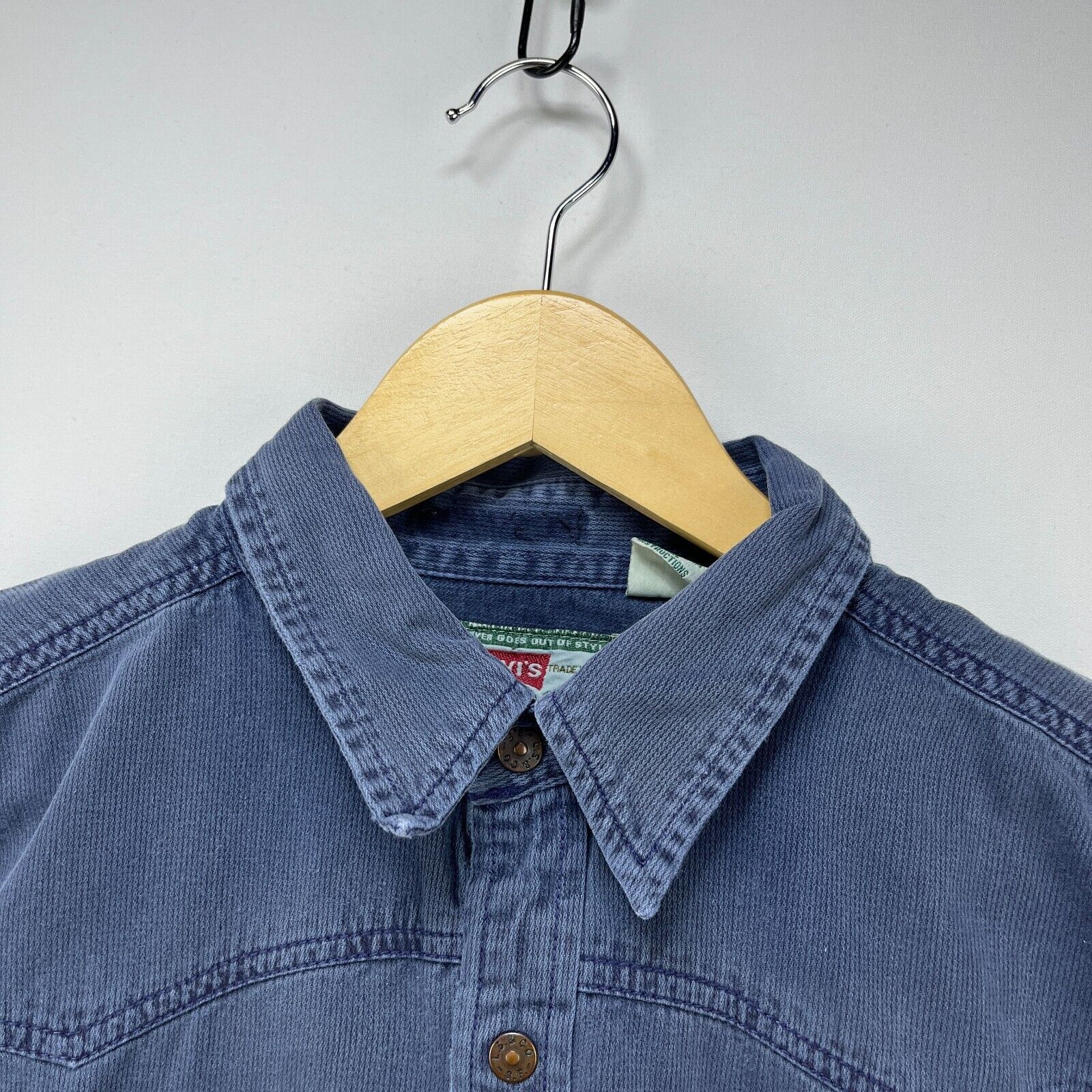 Levi's × Vintage Vintage 90s Levi's Snap Button Faded Long Sleeve Shirt Large Size US L / EU 52-54 / 3 - 3 Thumbnail