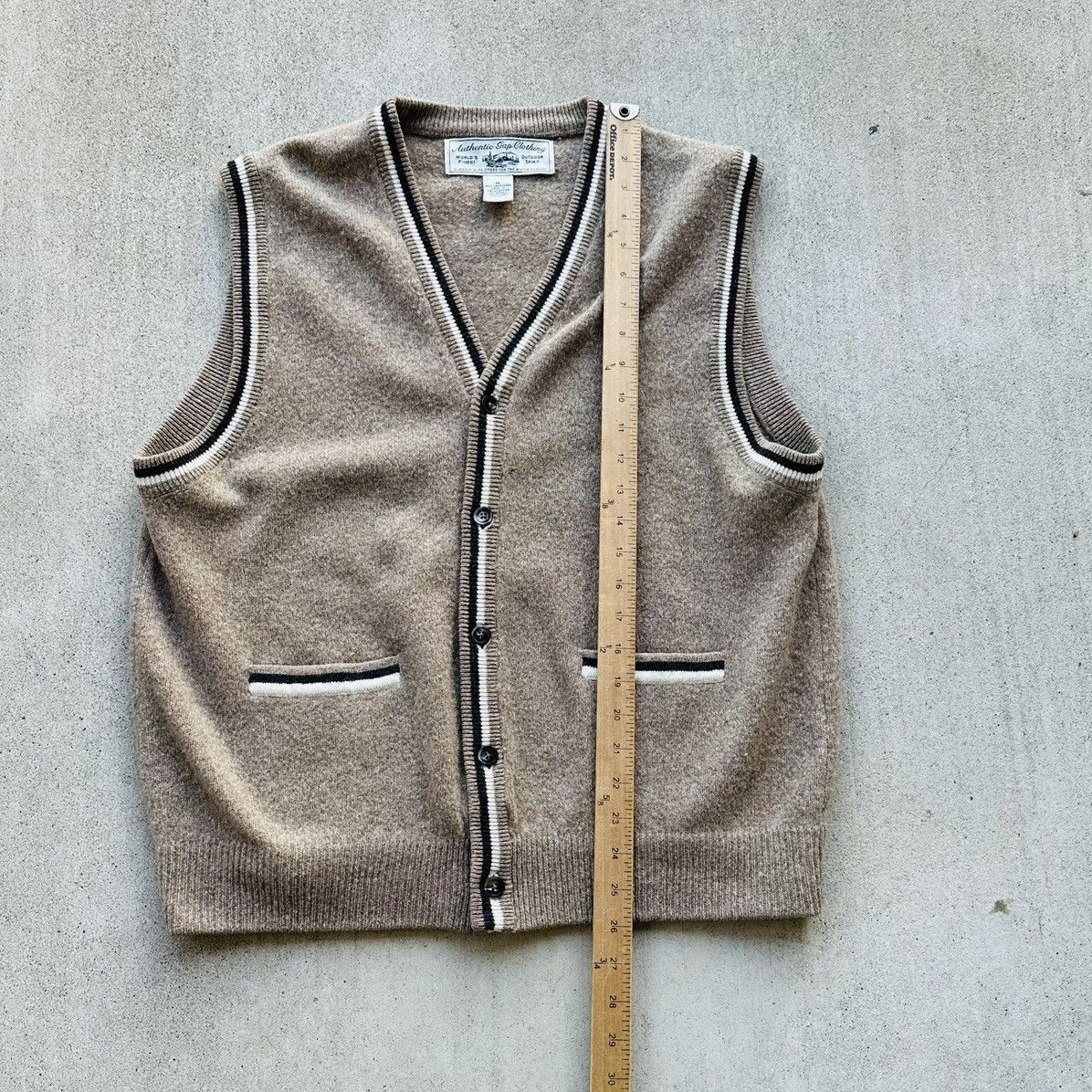 Gap Vintage Authentic Gap Clothing Lambswool Sweater Vest Medium Size US M / EU 48-50 / 2 - 6 Thumbnail