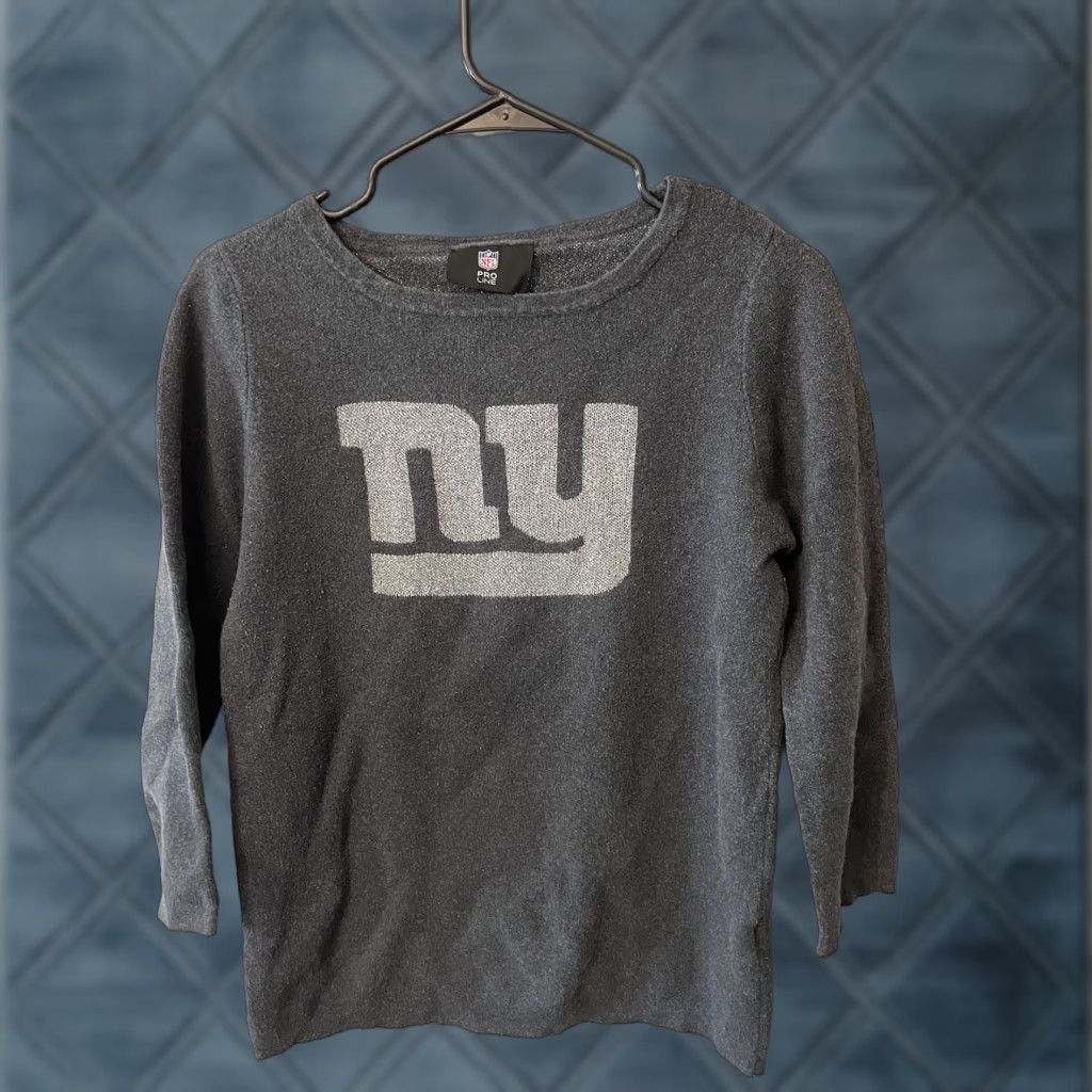 NFL NFL Pro Apparel New York Giants Womens Sparkle Logo Sweater Size L Gray Pullover Bling Logo Sweatshirt Womens L Giants NFL Apparel Size L / US 10 / IT 46 - 1 Thumbnail