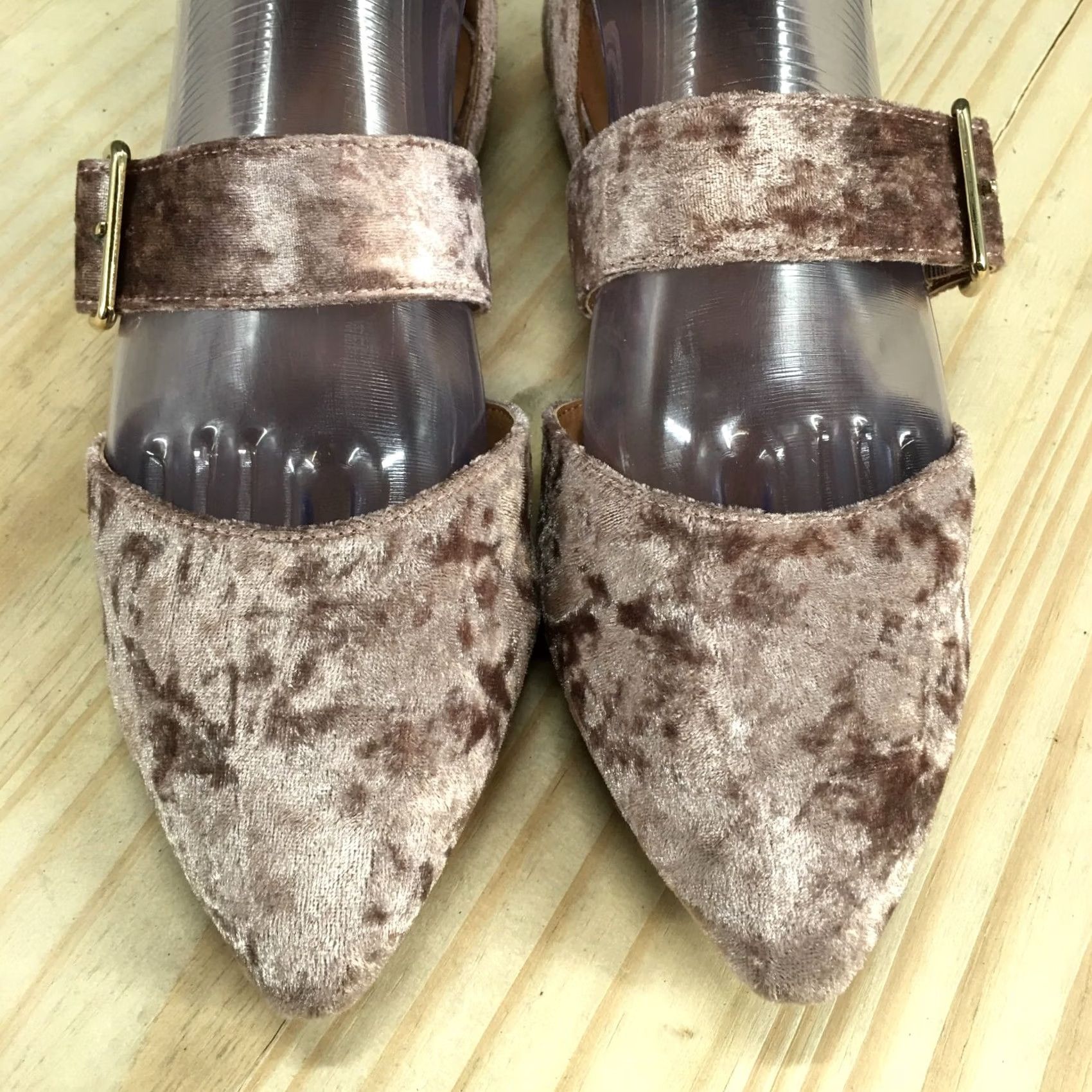 Vintage American Eagles Womens Mary Jane Comfort Pink Fabric Buckle Straps Shoes Size ONE SIZE - 4 Thumbnail