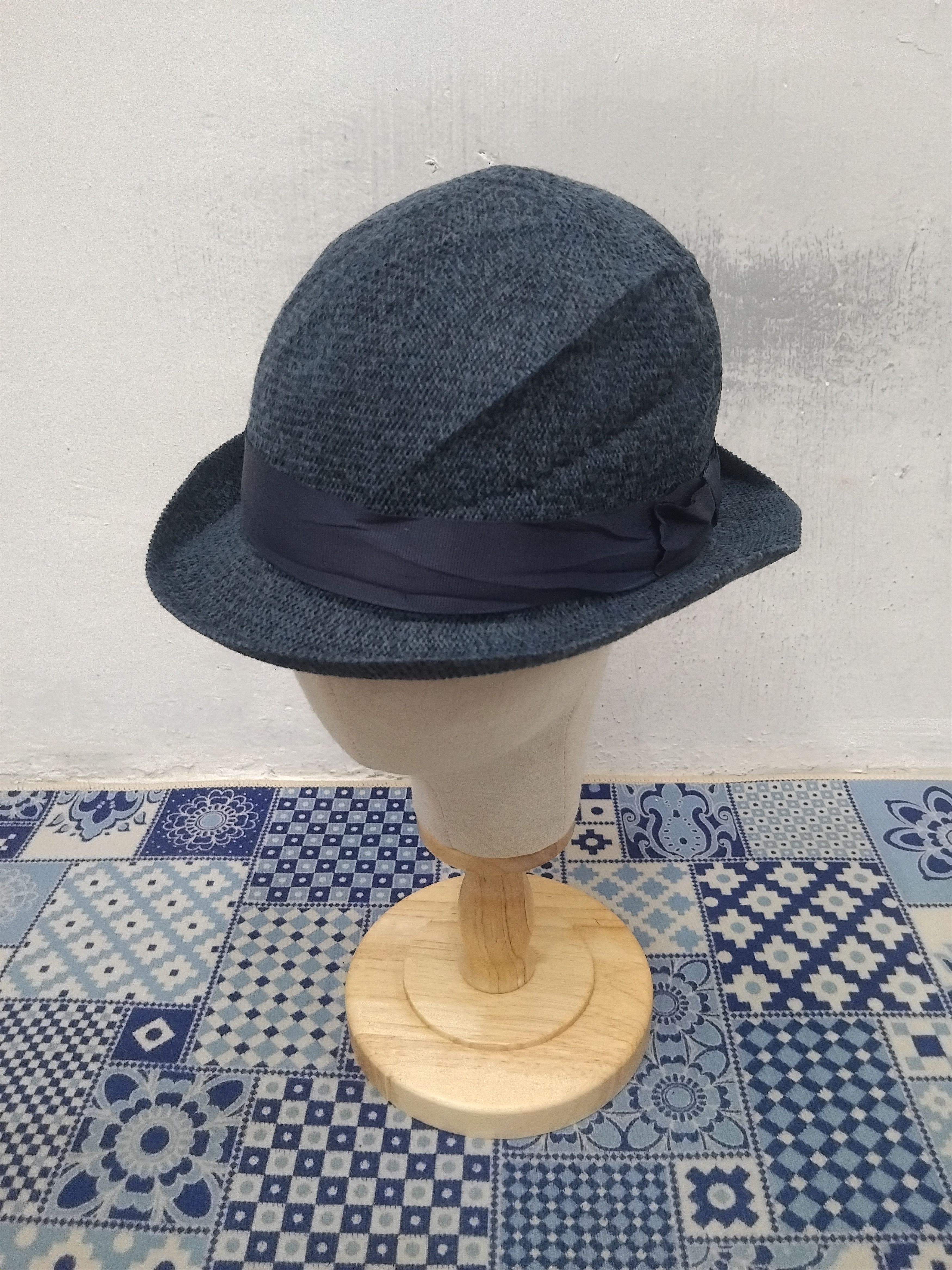Japanese Brand 💥Uniqlo Blue colour fedora hat Size 38 - 4 Thumbnail