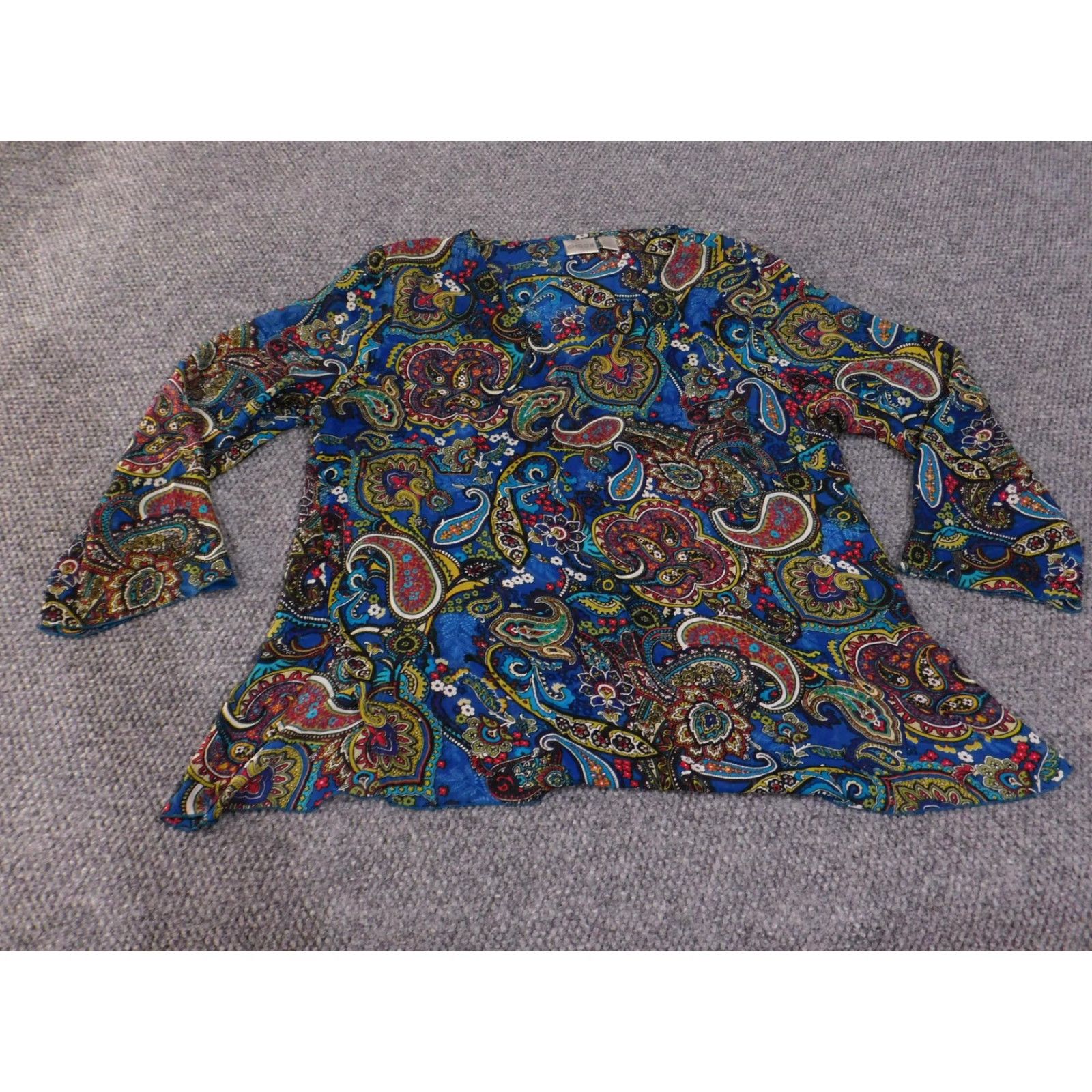 Vintage Chicos Blouse Womens 3 Blue Paisley Print 100% Silk Boho Long Sleeve Top Shirt V-Neck Interior Bell Sleeve Shilks Size XS / US 0-2 / IT 36-38 - 2 Thumbnail
