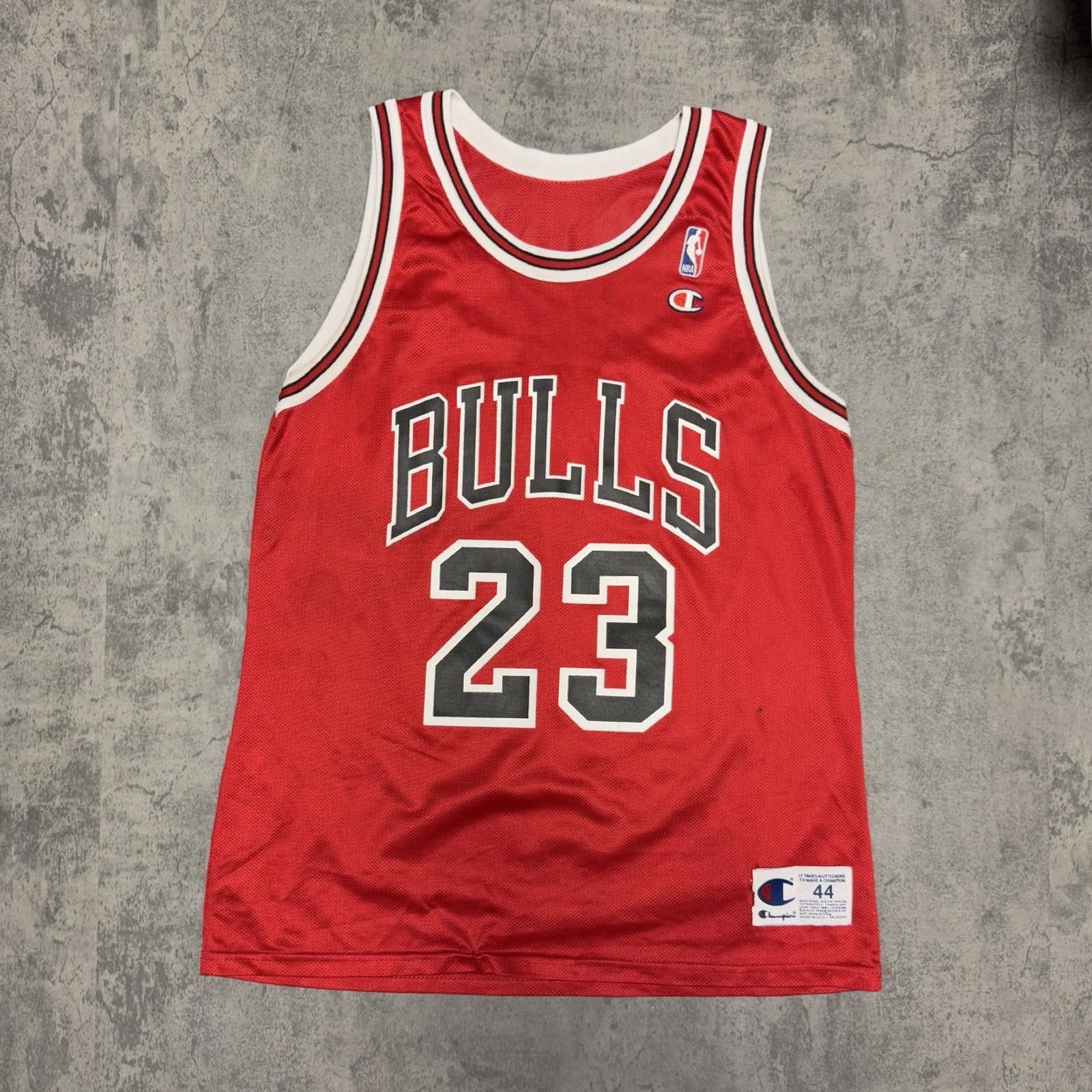 Champion 90s Champion Micheal Jordan #23 — 44 — Size US L / EU 52-54 / 3 - 1 Thumbnail