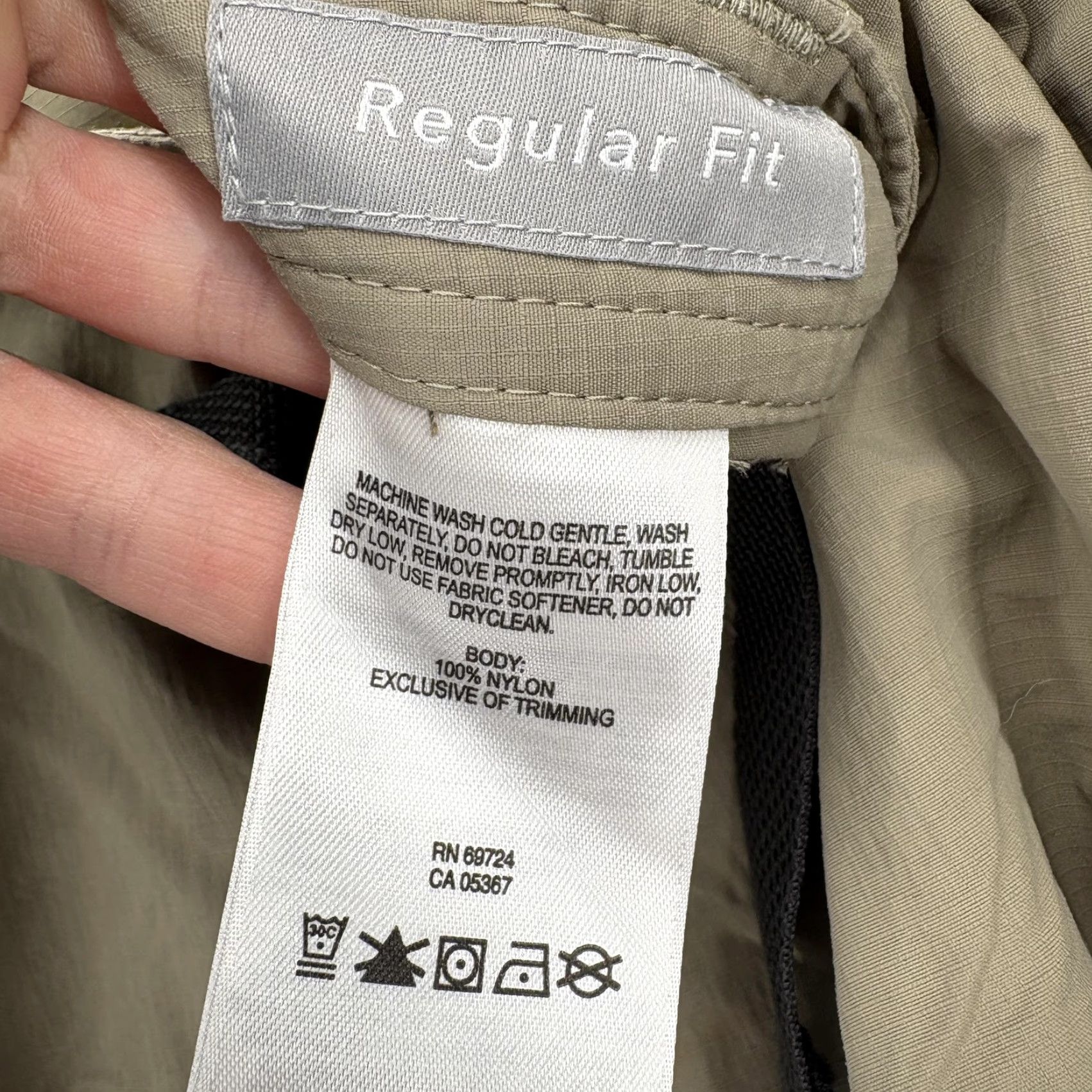 Vintage Columbia Omni-Shade Cargo Pants Mens 38x32 Beige Convertible Hiking Nylon Belt Size US 38 / EU 54 - 6 Thumbnail
