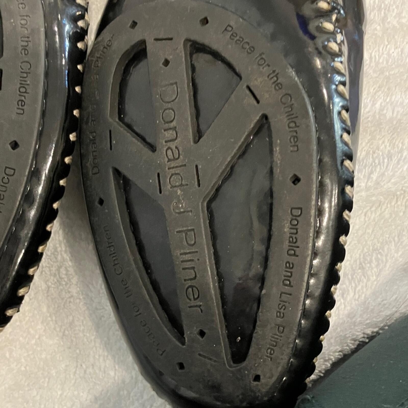Other Donald J. Pliner Black Patent Leather Flats Size US 8 / IT 38 - 12 Thumbnail