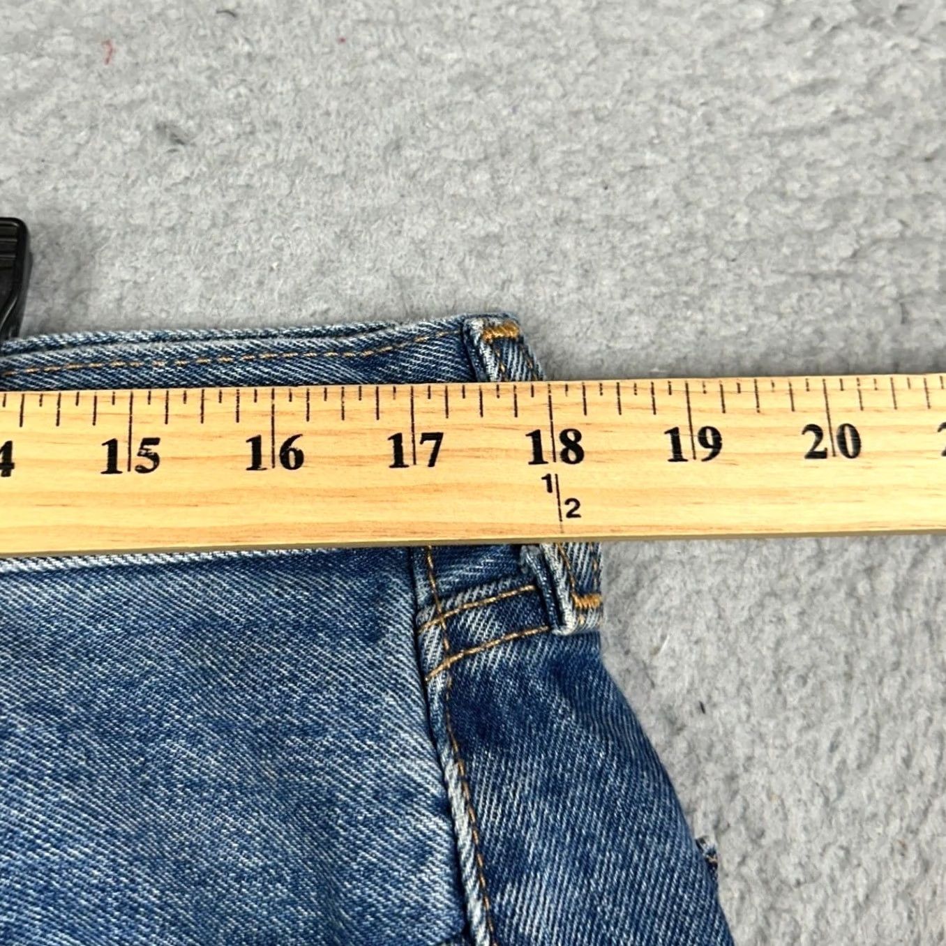 Levi's Levis 505 Jeans Mens 36X32 Blue Regular Fit Straight Leg 5 Pocket Denim Size US 36 / EU 52 - 7 Thumbnail