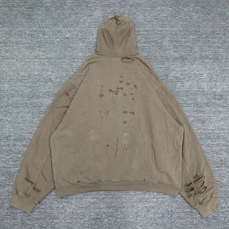Balenciaga Balenciaga Brown big destroyed hoodie sweatshirt Size US M / EU 48-50 / 2 - 2 Thumbnail