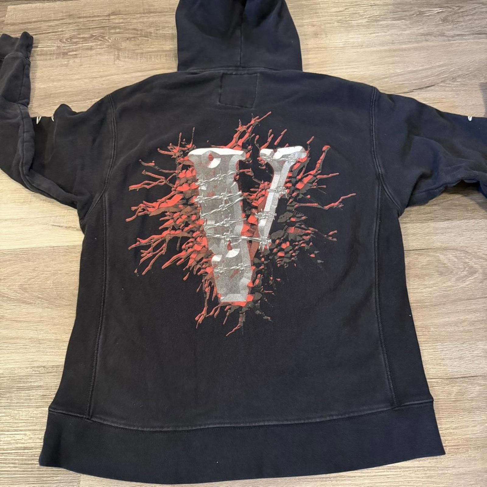 Other juice wrld vlone hoodie M Size US M / EU 48-50 / 2 - 6 Thumbnail