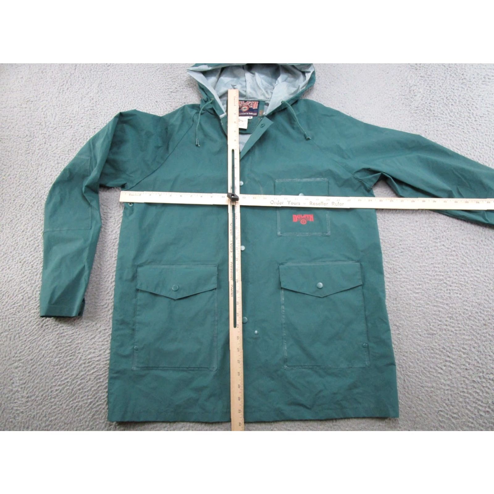 CO Duluth Green Zip Up Rain Jacket Pockets Mens M Outdoors Rain Coat All Seasons Lined Polyester Nylon Jacket Branded Outdoor Mens M Green"} Size US M / EU 48-50 / 2 - 4 Thumbnail