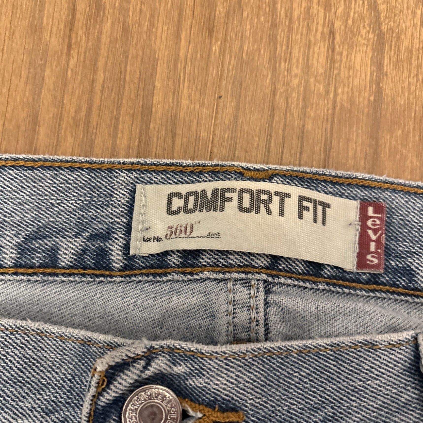 Levi's VINTAGE Levi's 560 Jeans Mens 36x30 Comfort Tapered Baggy Y2K 90s Grunge Mexico Mens Size US 36 / EU 52 - 4 Thumbnail