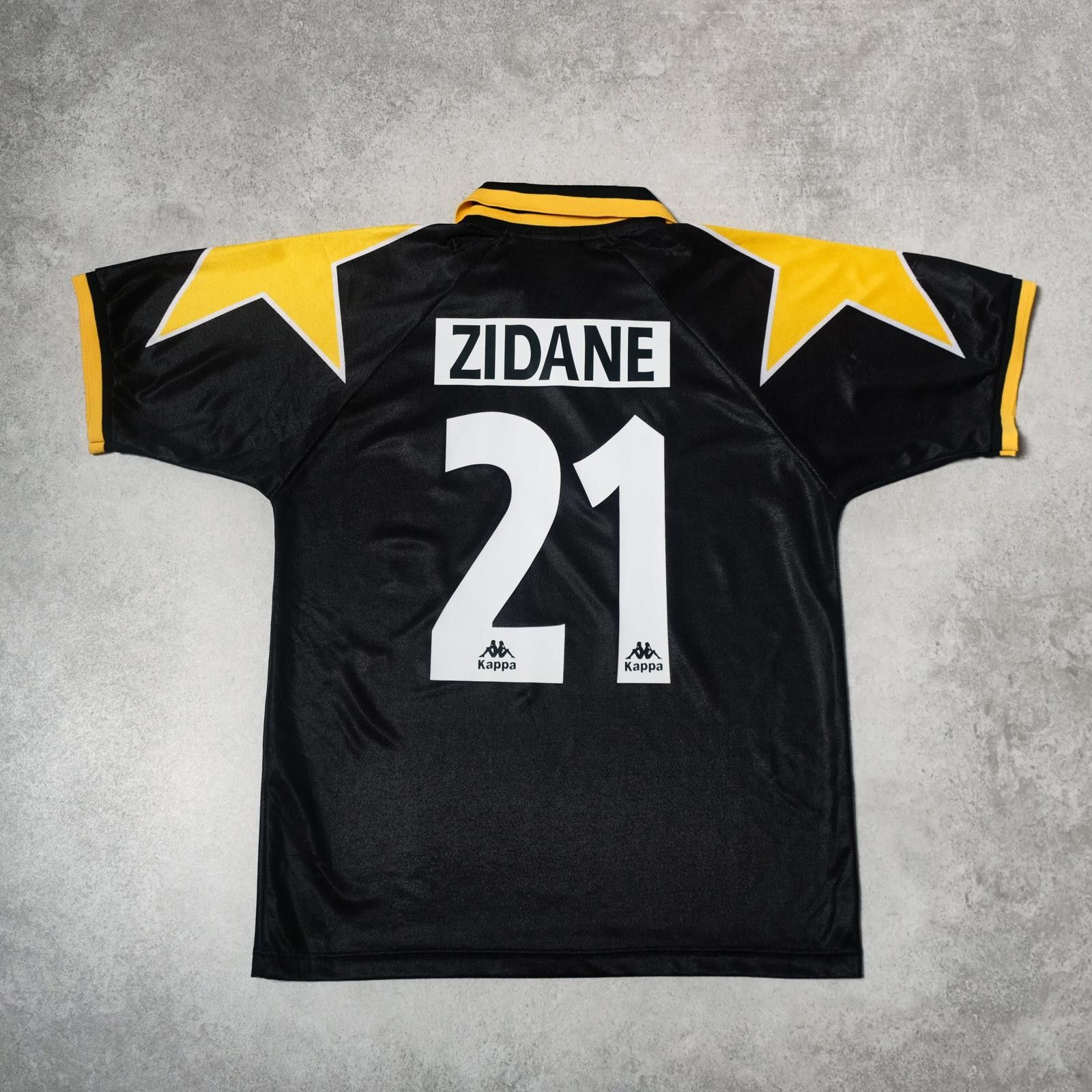 Kappa × Vintage 95/96 Juventus FC Third Shirt | Grailed