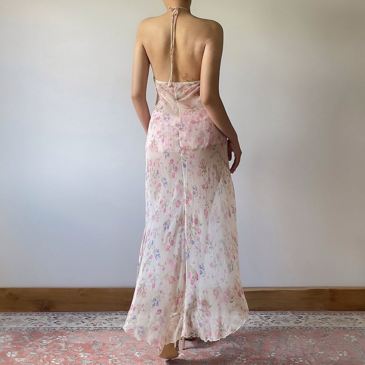 Victoria's Secret Victoria’s Secret Pink Floral Silk Halter Dress (M) Size M / US 6-8 / IT 42-44 - 12 Thumbnail