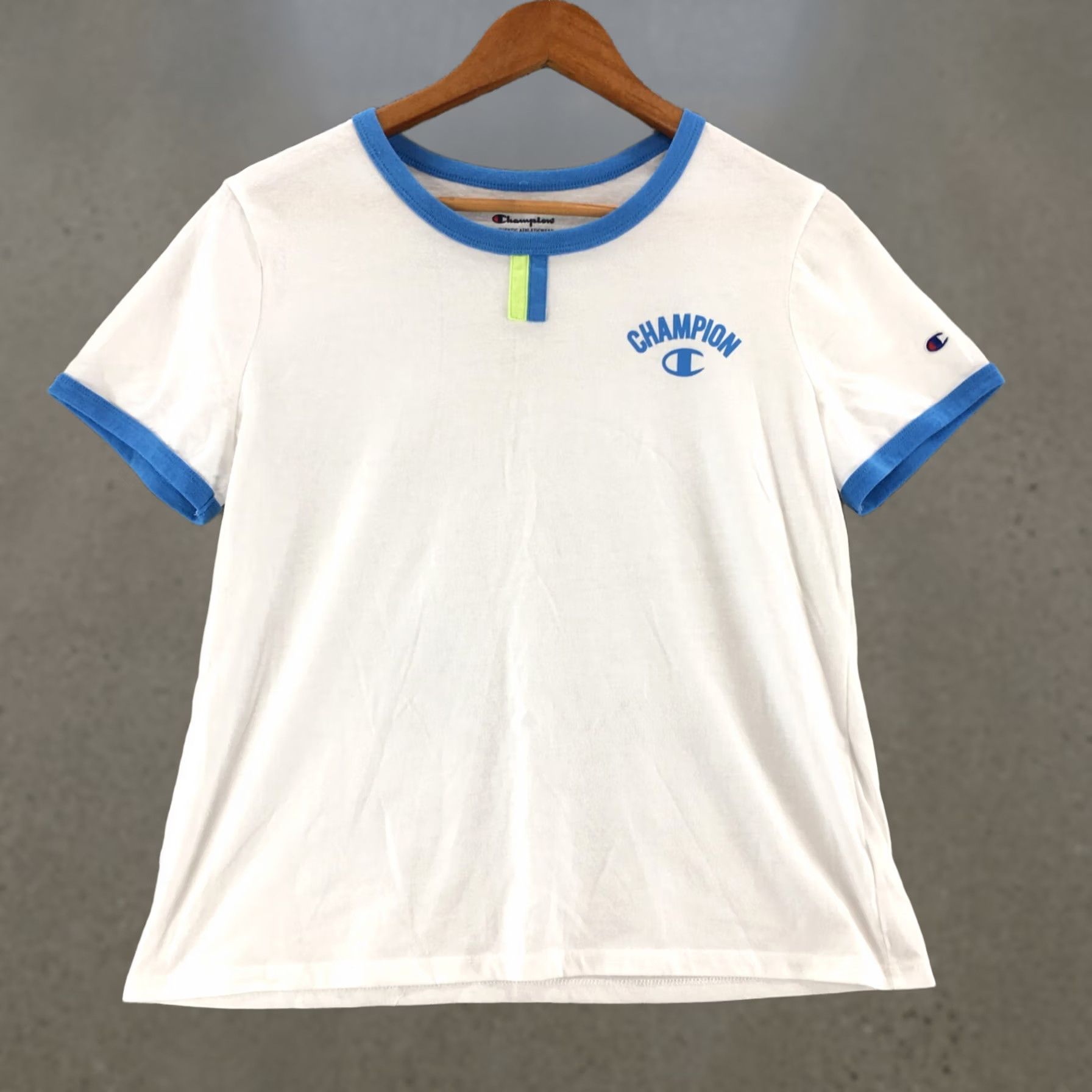 Champion Champion Basic Tee TShirt Womens Large White Blue Trim Cotton Blend Crew Neck Shirt Womens Large White Blue Trim Cotton Blend Crew Neck Size L / US 10 / IT 46 - 1 Thumbnail