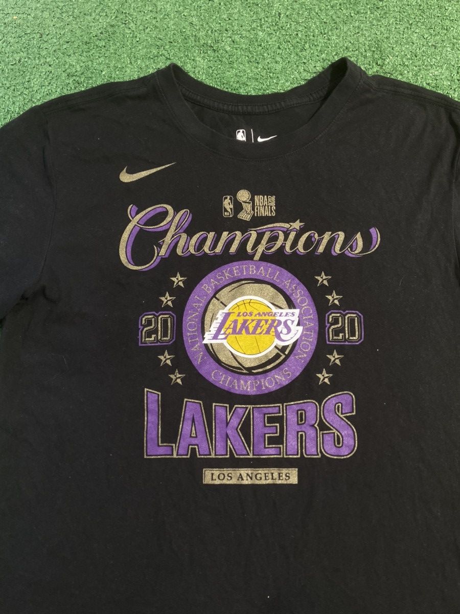 NBA Lakers tshirt nike tee Jersey Size US M / EU 48-50 / 2 - 2 Thumbnail