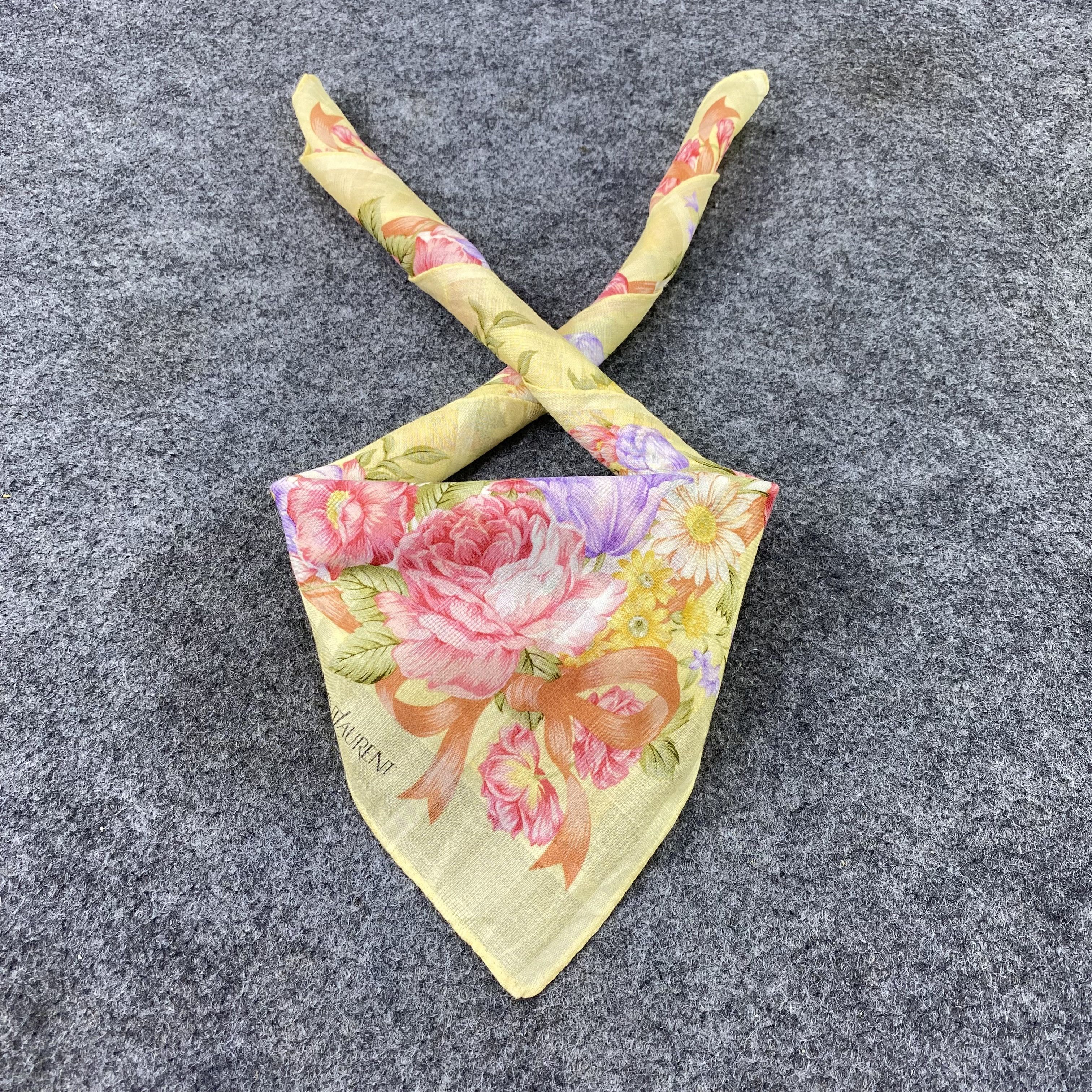 Vintage × Yves Saint Laurent Yves Saint Laurent Handkerchief /Bandana / Neckerchief-B1290 Size ONE SIZE - 2 Thumbnail