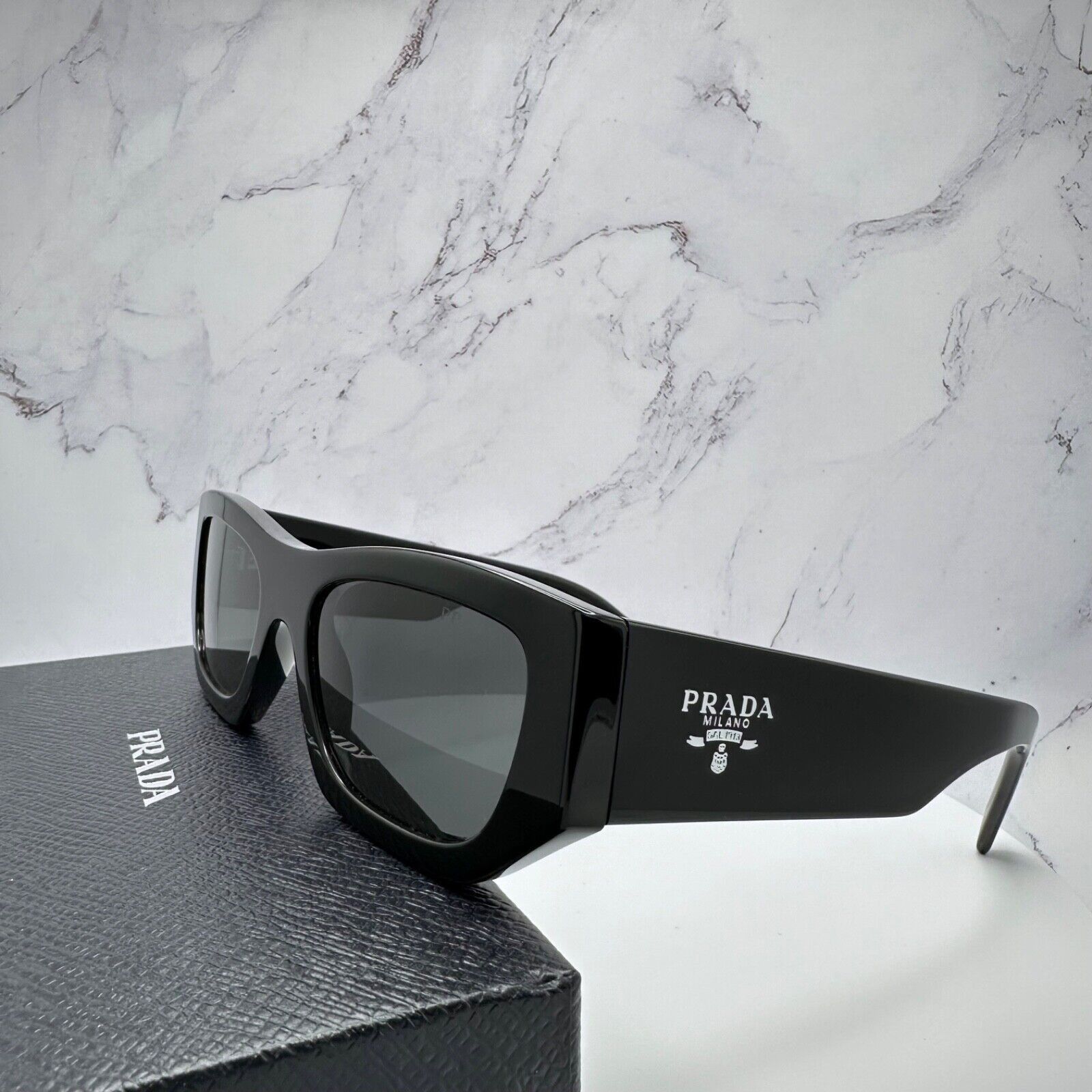 Prada PRADA Sunglasses Black Square PRADA MILANO Silver Logo Size ONE SIZE - 19 Thumbnail