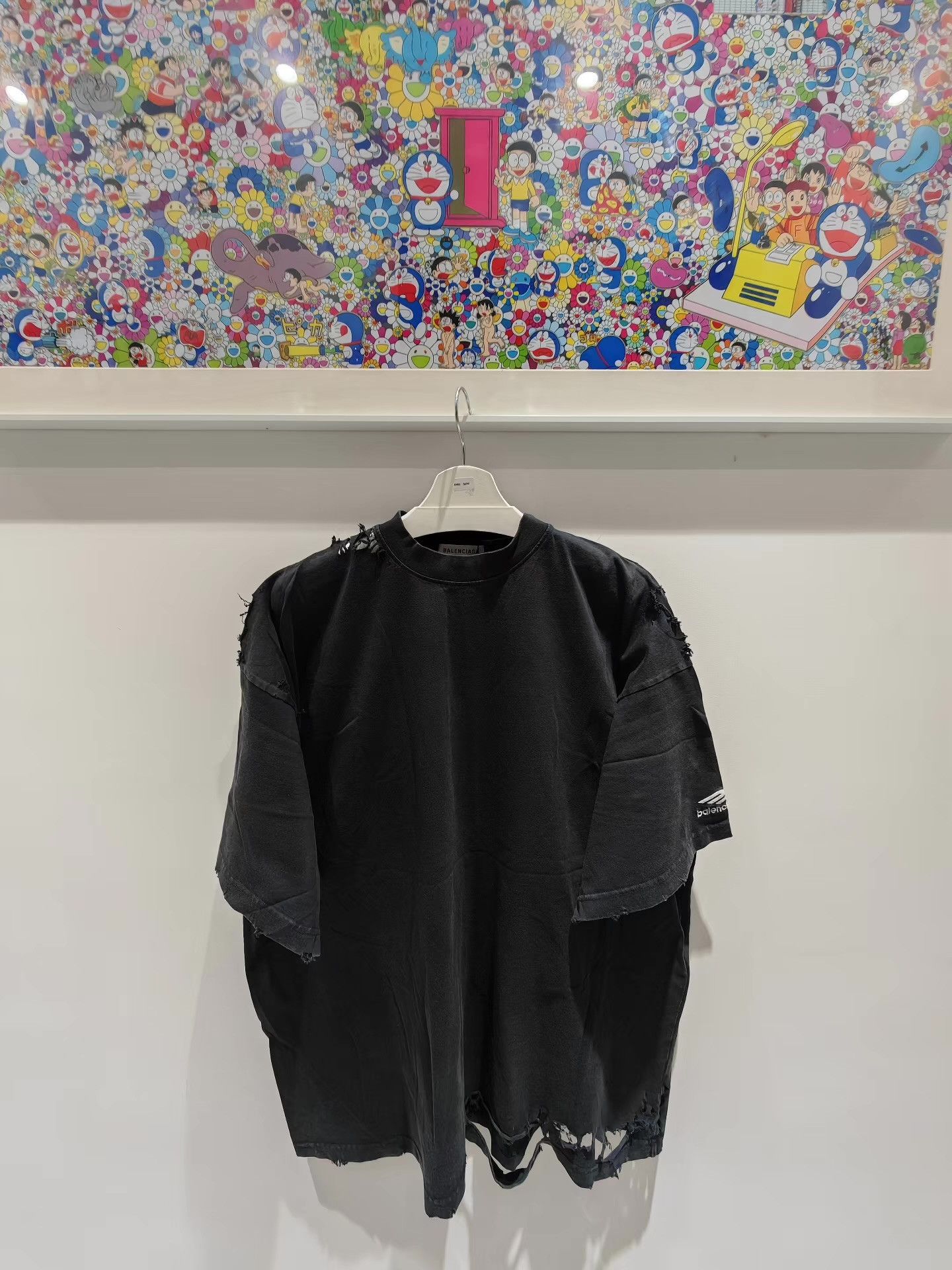 Balenciaga Balenciaga Sleeve Tee。 Q15 Size US L / EU 52-54 / 3 - 1 Thumbnail