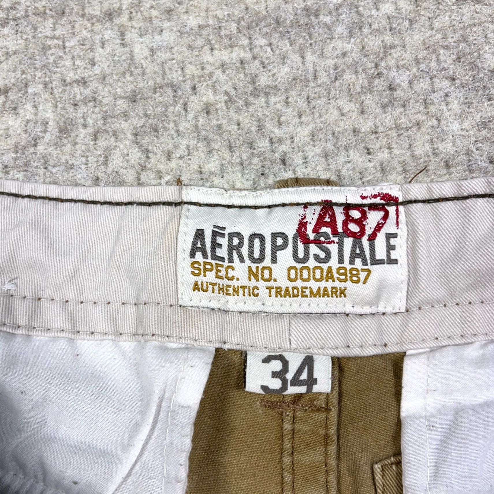 Vintage VINTAGE Aéropostale Cargo Shorts Men 34 Tan Brown Khaki Cargo Pocket 2000s Size US 34 / EU 50 - 3 Thumbnail