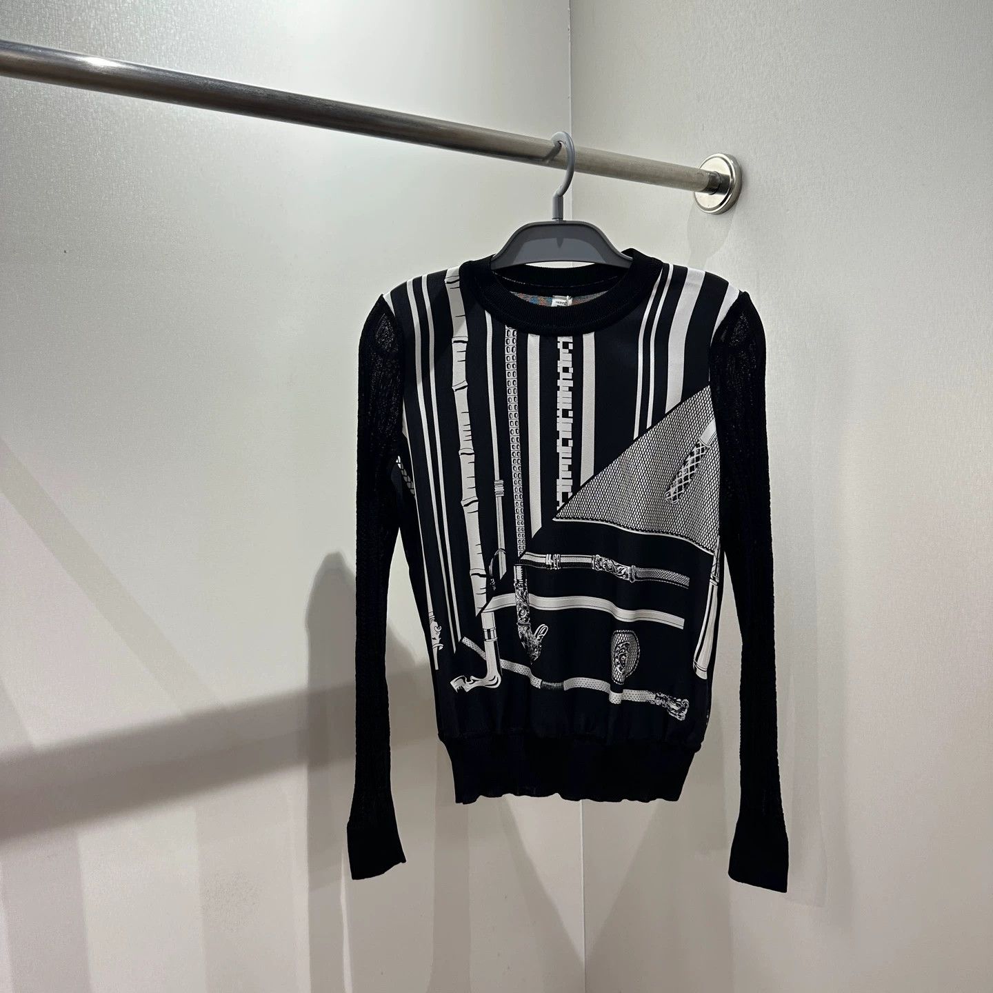 Hermes Hermès may664 patterned silk knit long-sleeve 36 Size XS / US 0-2 / IT 36-38 - 1 Thumbnail
