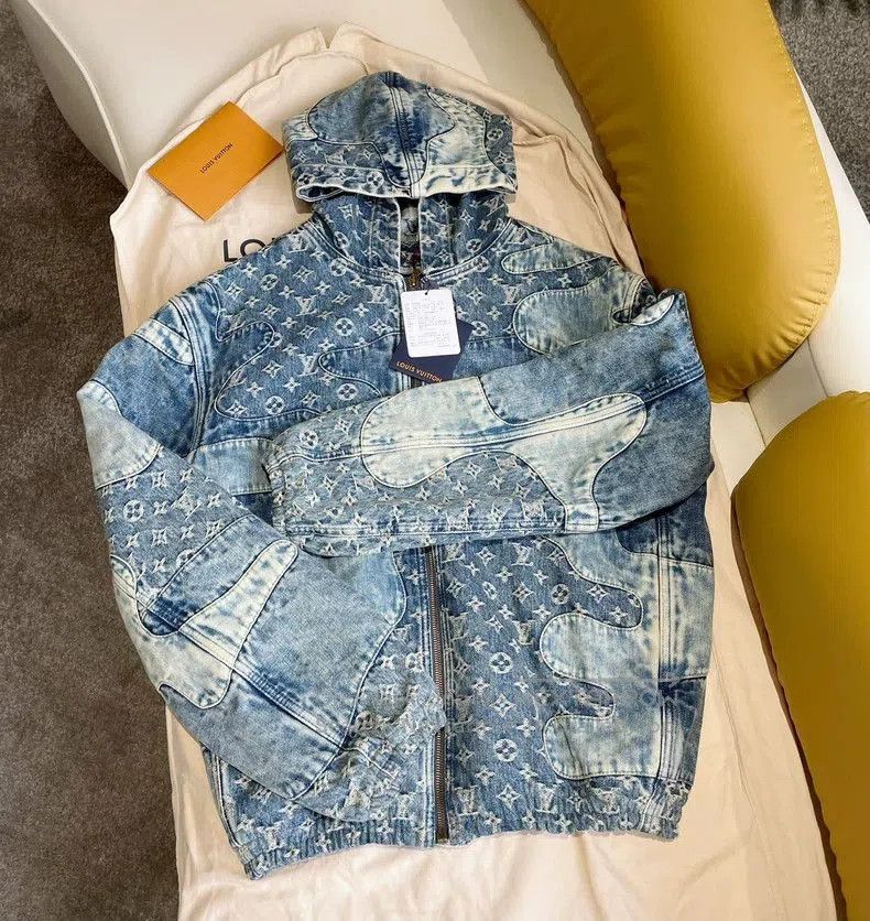 Louis Vuitton Louis Vuitton Denim Jacket with Hood . Size US L / EU 52-54 / 3 - 2 Thumbnail