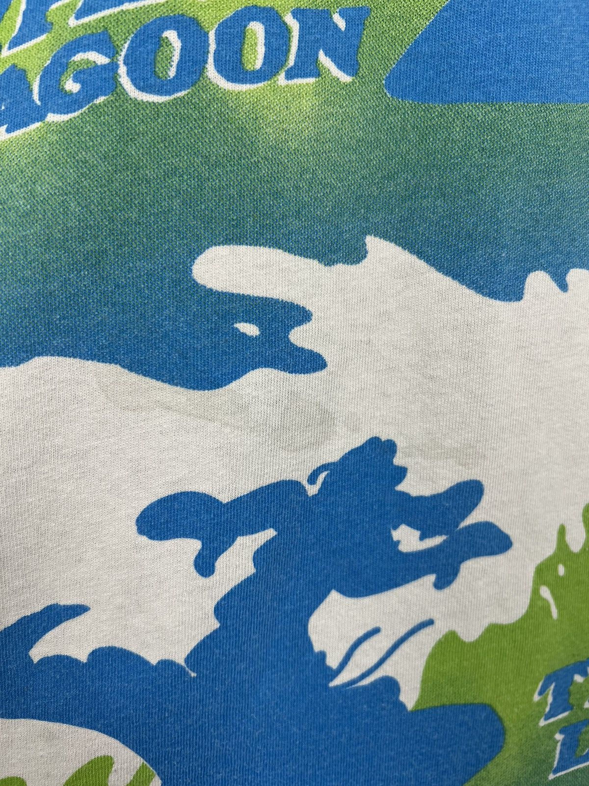 Disney × Vintage Vintage 90s Disney Typhoon Lagoon All over print Tee Size US L / EU 52-54 / 3 - 10 Thumbnail