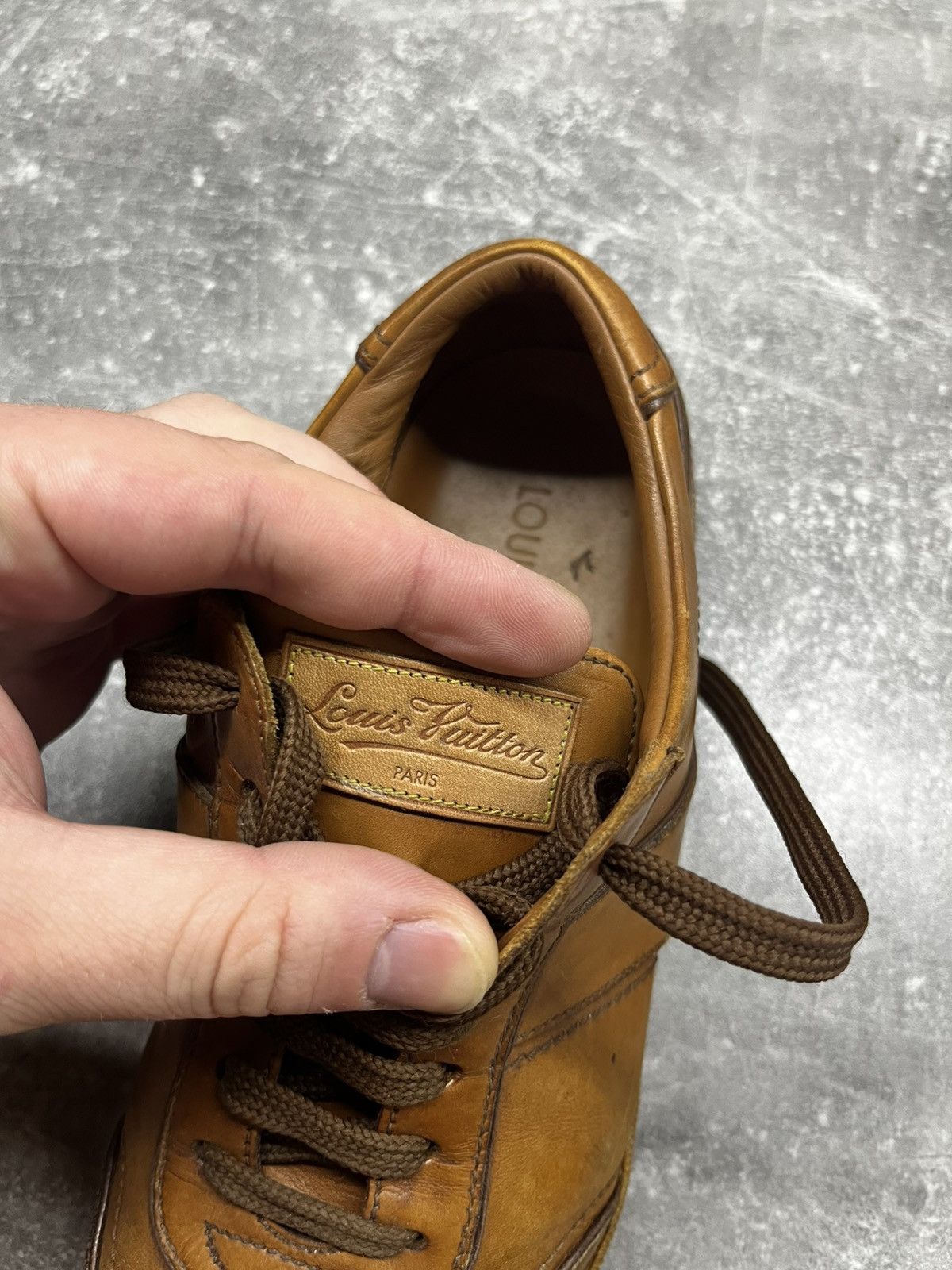 Louis Vuitton Louis Vuitton Sneaker Shoes Women's Low Cut Logo Light Brown Size US 6 / IT 36 - 4 Thumbnail