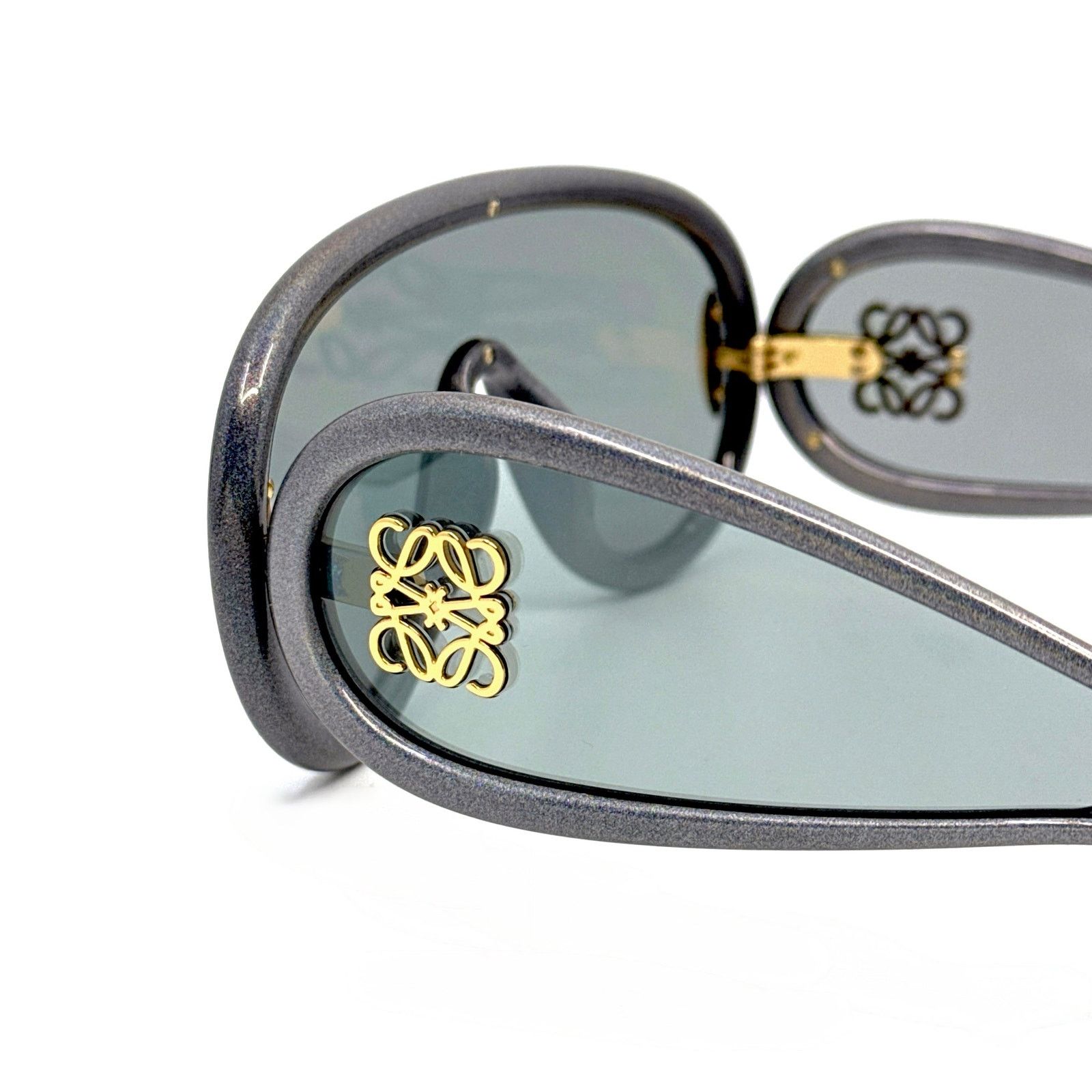 Loewe New, LOEWE Sunglasses LW40108I 05X Authentic Size ONE SIZE - 10 Thumbnail