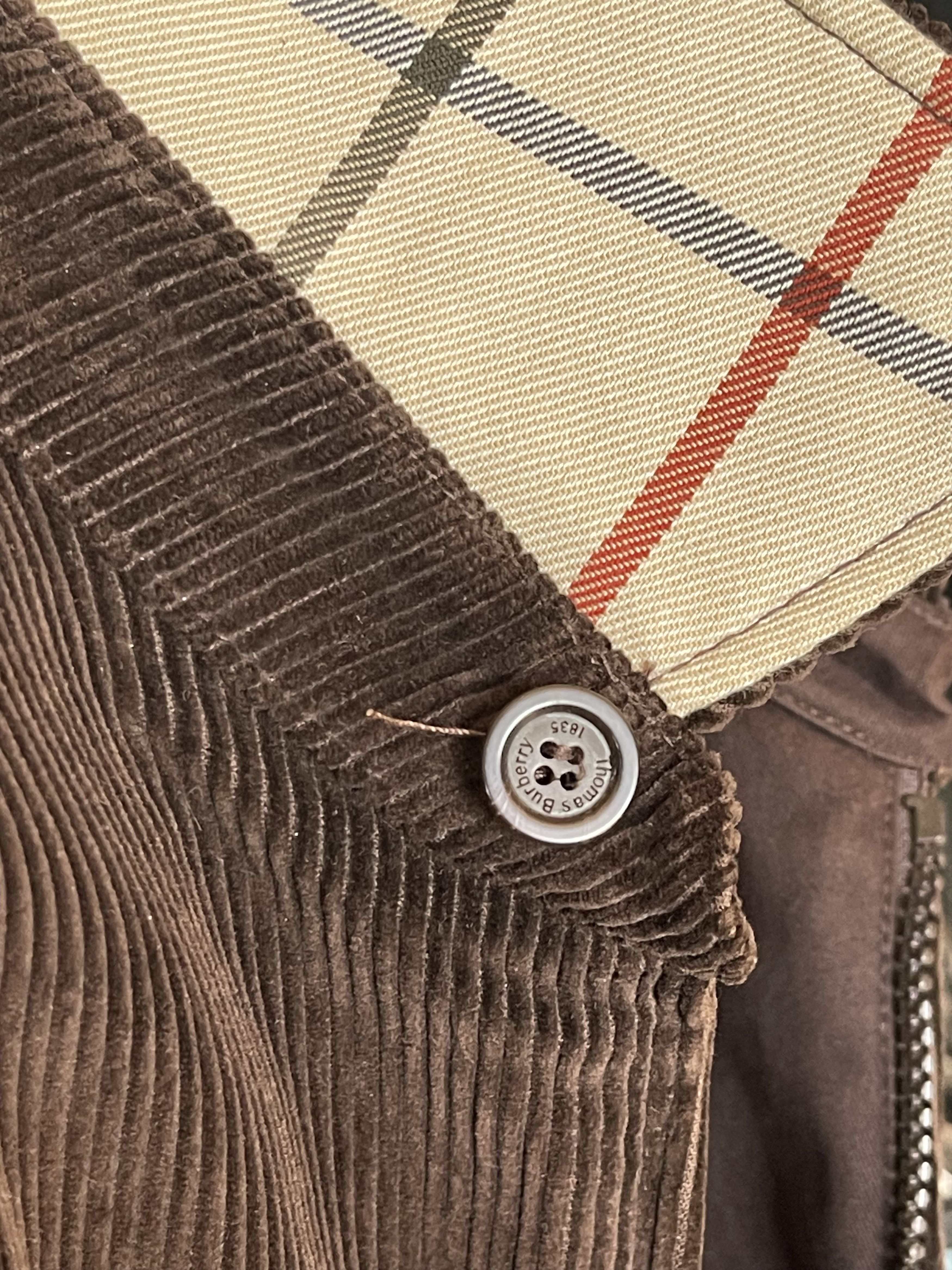 Burberry 🔥 Tb Burberry corduroy light jacket velvel size L Size US L / EU 52-54 / 3 - 7 Thumbnail