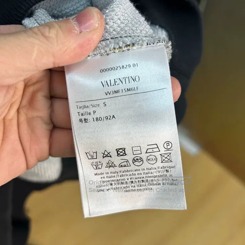 Valentino Valentino Full of logo sweatshirt Size US S / EU 44-46 / 1 - 4 Thumbnail