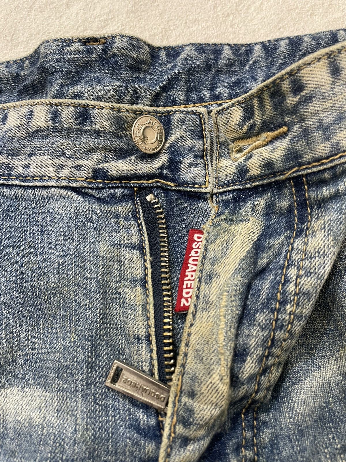 Japanese Brand 2000s Dsquared Ripped Denim Mudwash Jeans Wash Y2K Japan Size US 33 - 6 Thumbnail