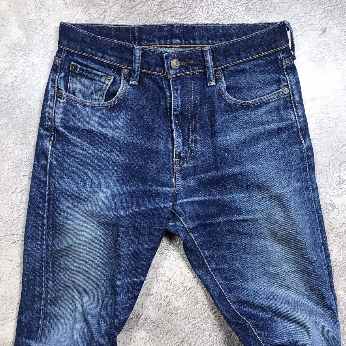 Vintage Vintage 90s Levi's Faded Baggy Jeans Grunge Skate Logo 31 Size US 31 - 4 Thumbnail