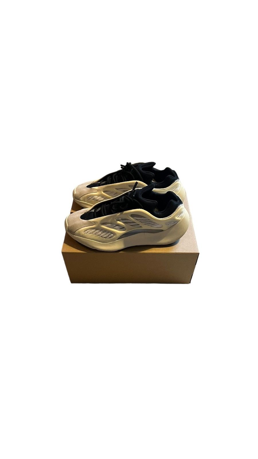Adidas × Kanye West × Yeezy YZY 700 Azael Size US 9.5 / EU 42-43 - 2 Thumbnail